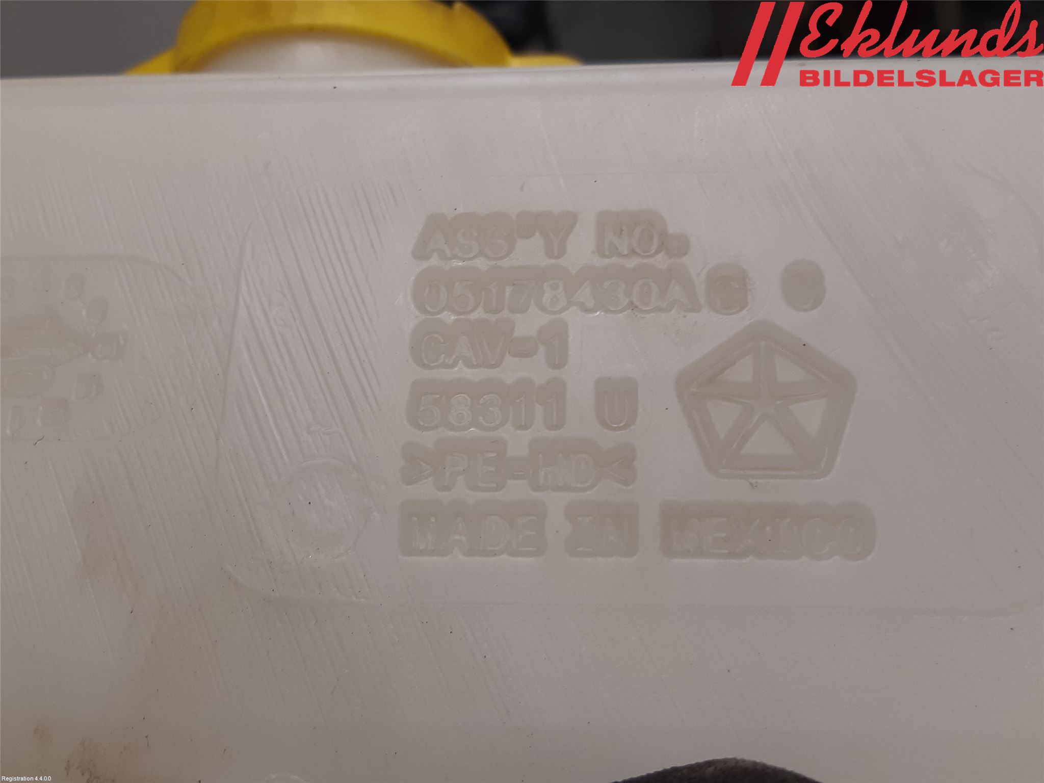 Fiat FREEMONT Spolartank Vindruta-Strål