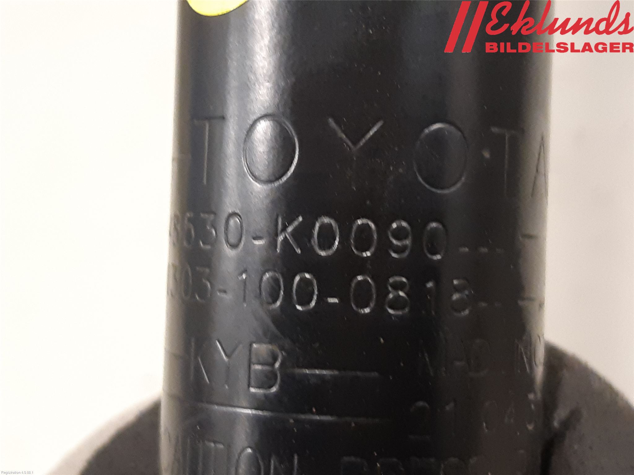 Toyota YARIS XP21 20- Stötdämpare Bak