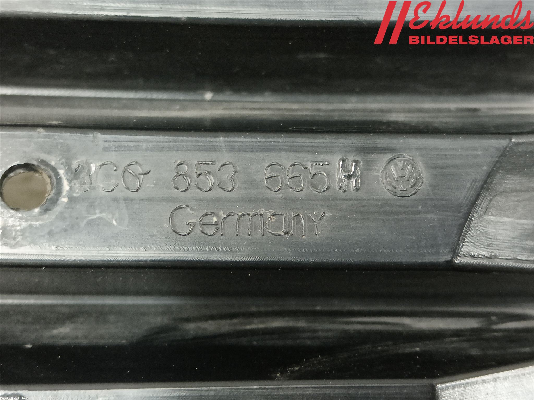 Volkswagen VW PASSAT 05-11 Dimljussarg Fram