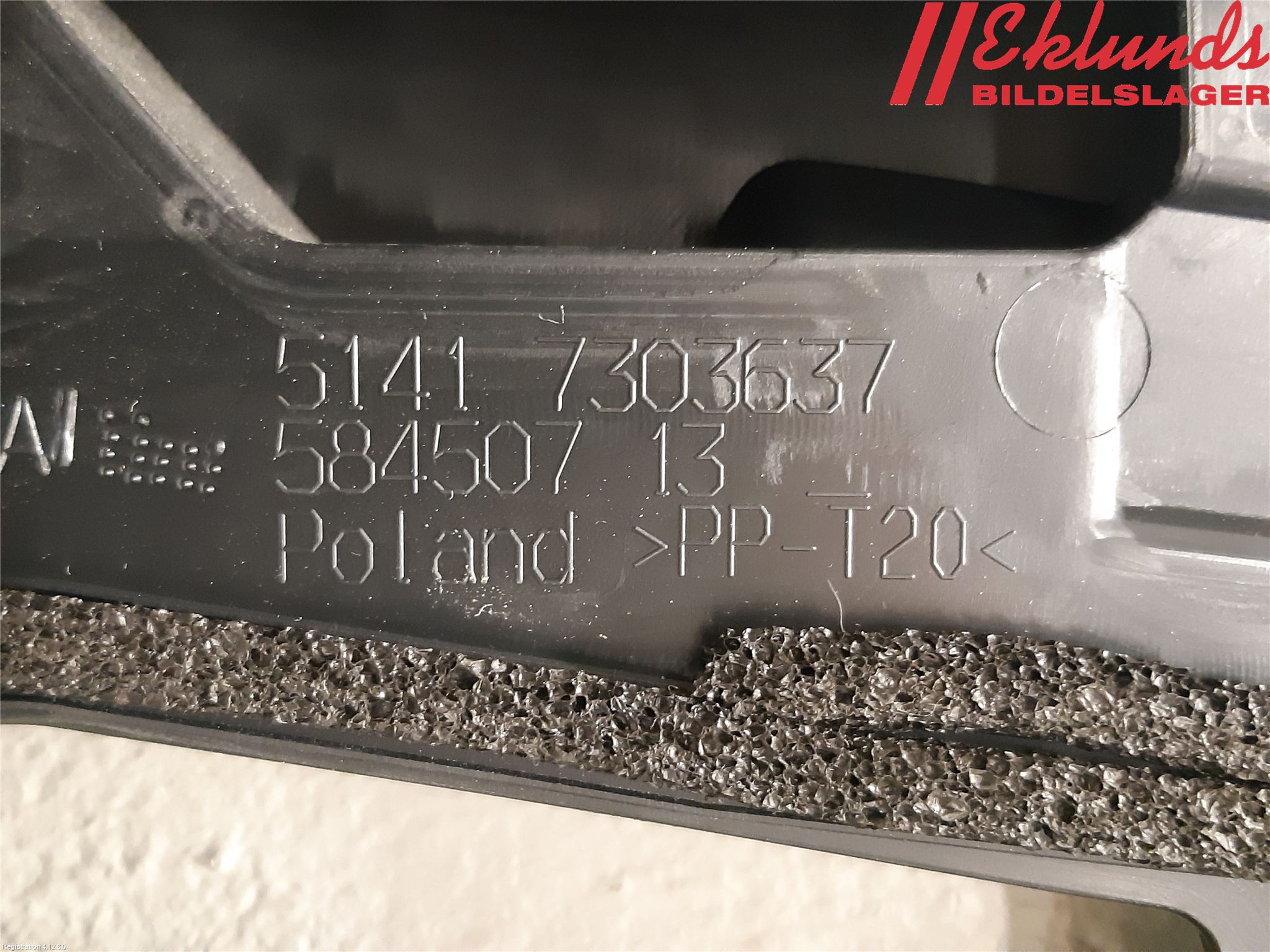 BMW i3 I01 13-22 Dörrklädsel Vä