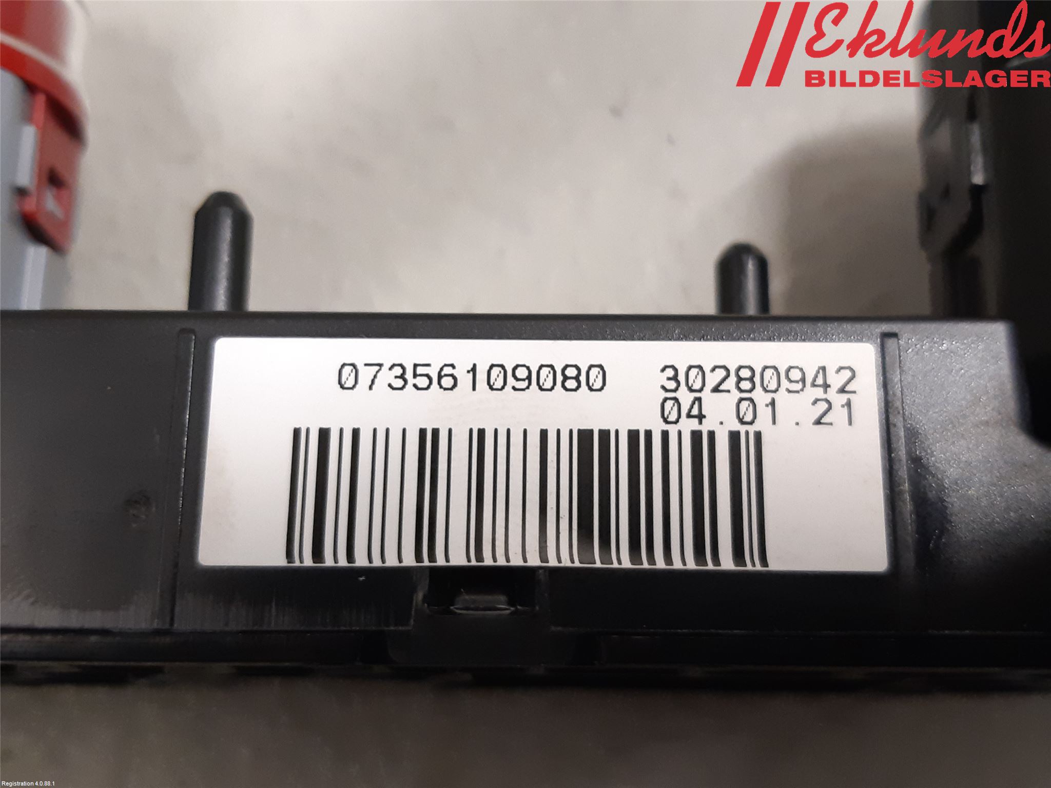 Fiat 500X 15- Strömställare Multifunktion