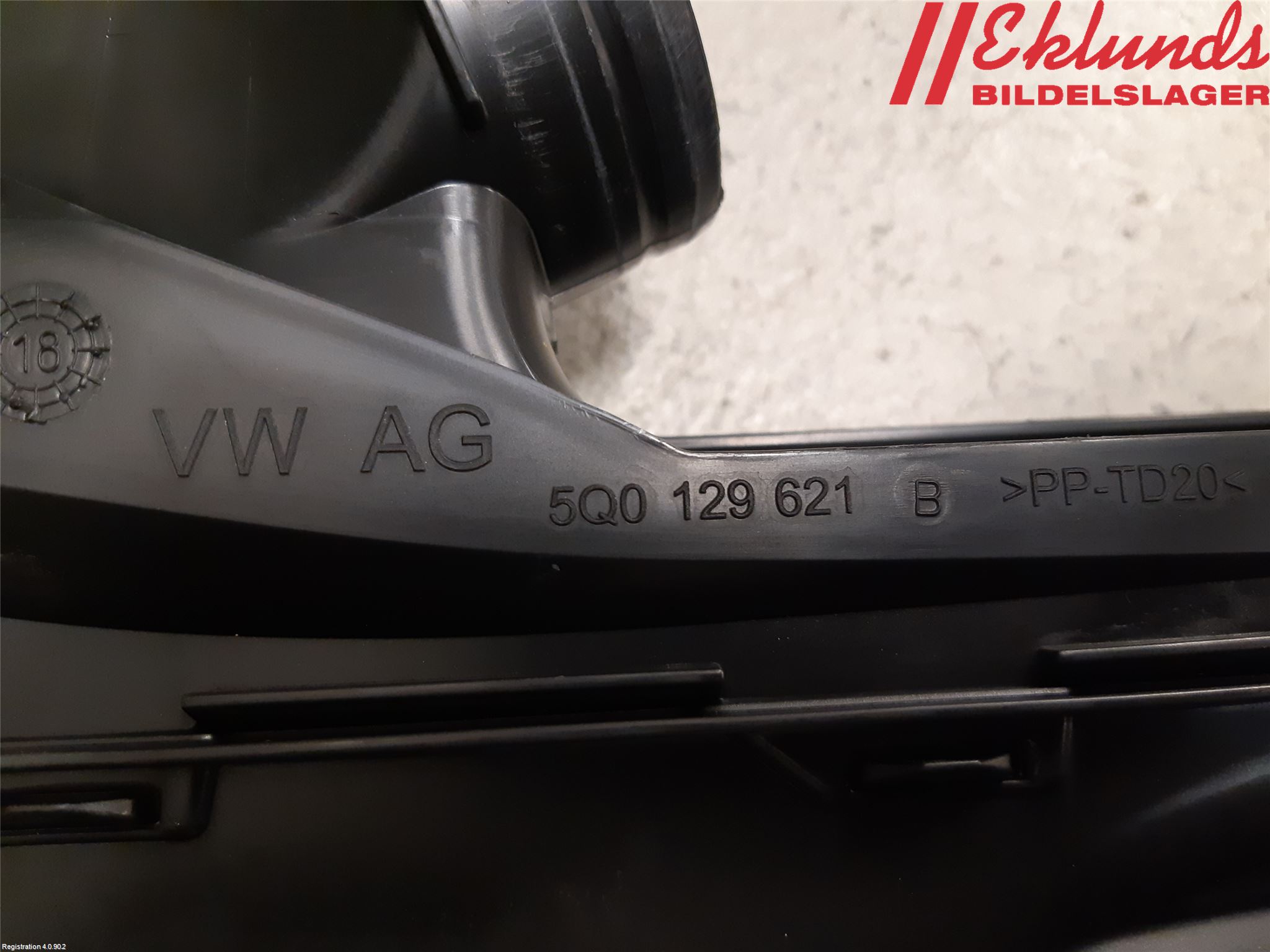 Volkswagen VW PASSAT 15-19 Förg-Bälg-Rör Mot Luftr