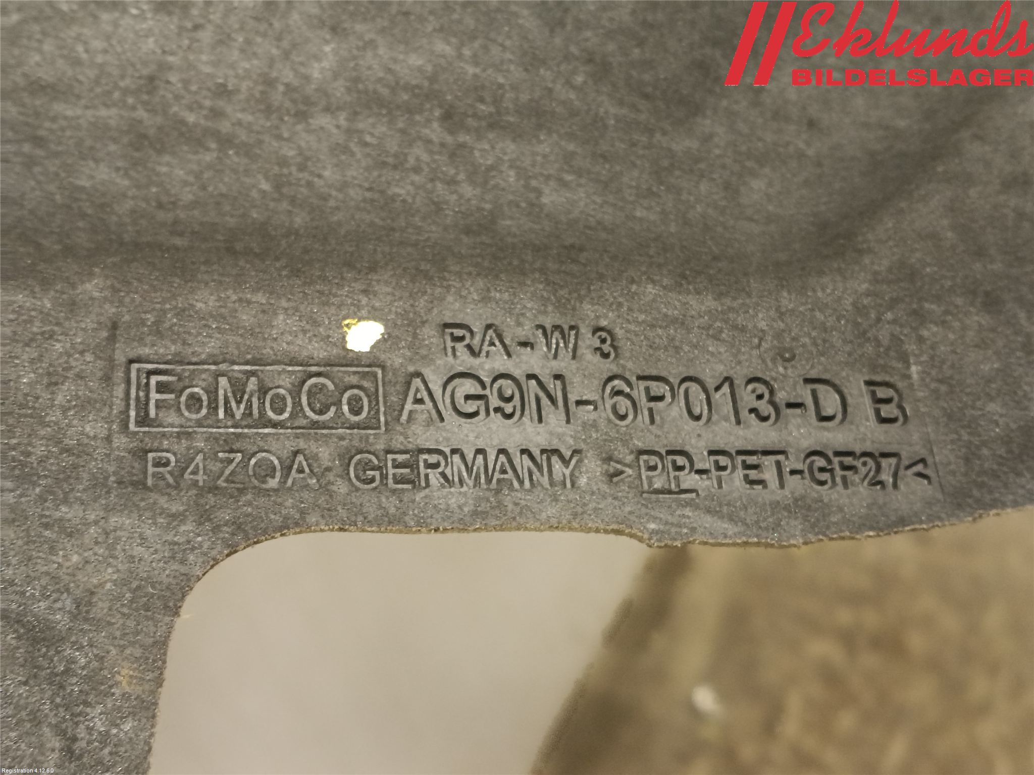 Volvo V70 08-13 Hasplåt Plåt-Plast