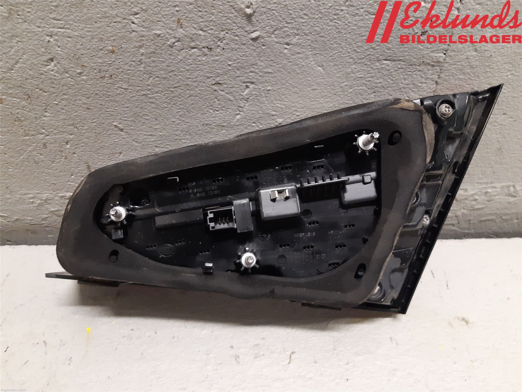 Audi A3/S3 8V 13-20 Bakljus Lucka Vä