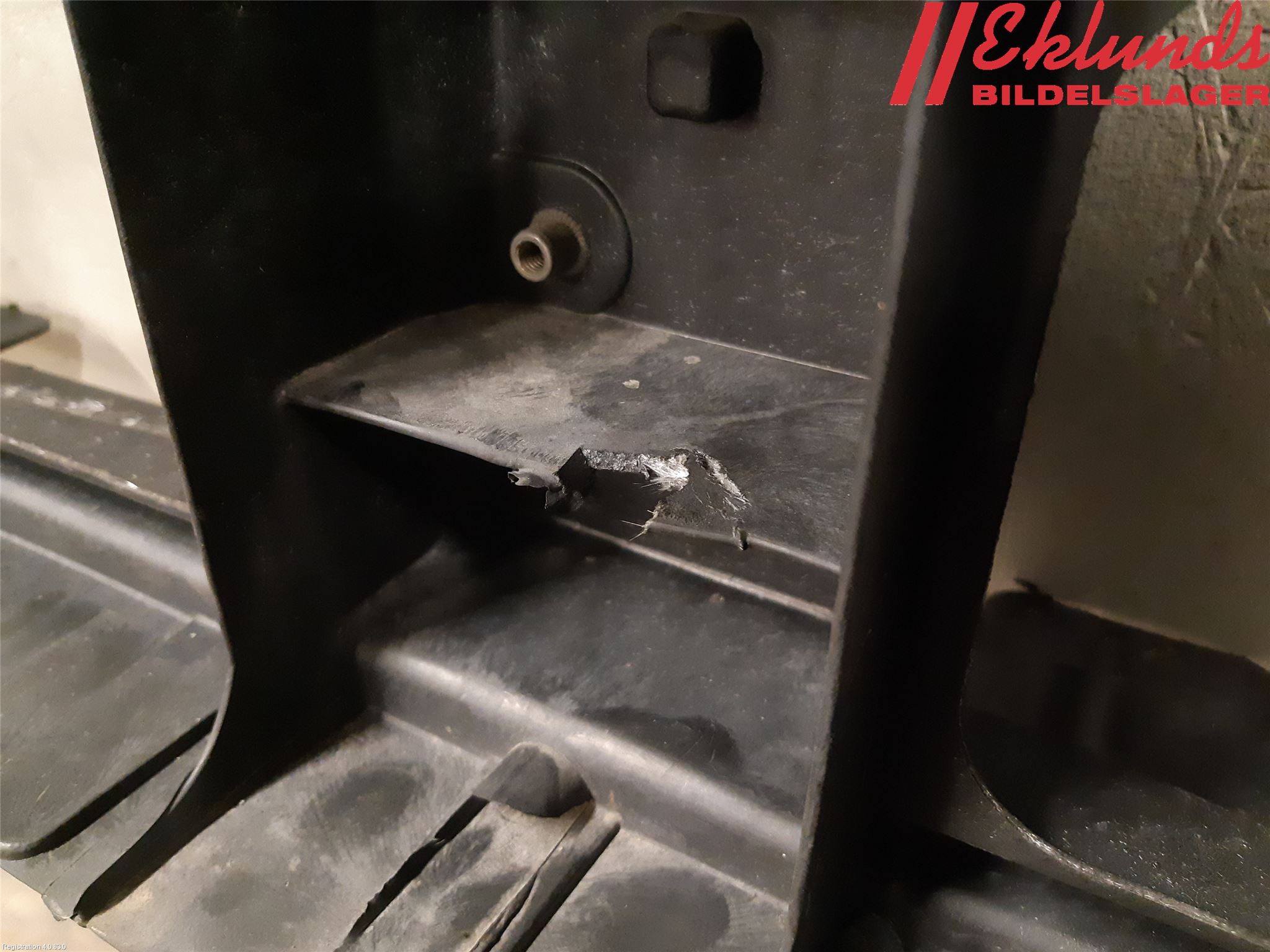 Renault TRAFIC   02-14 Frontplåt