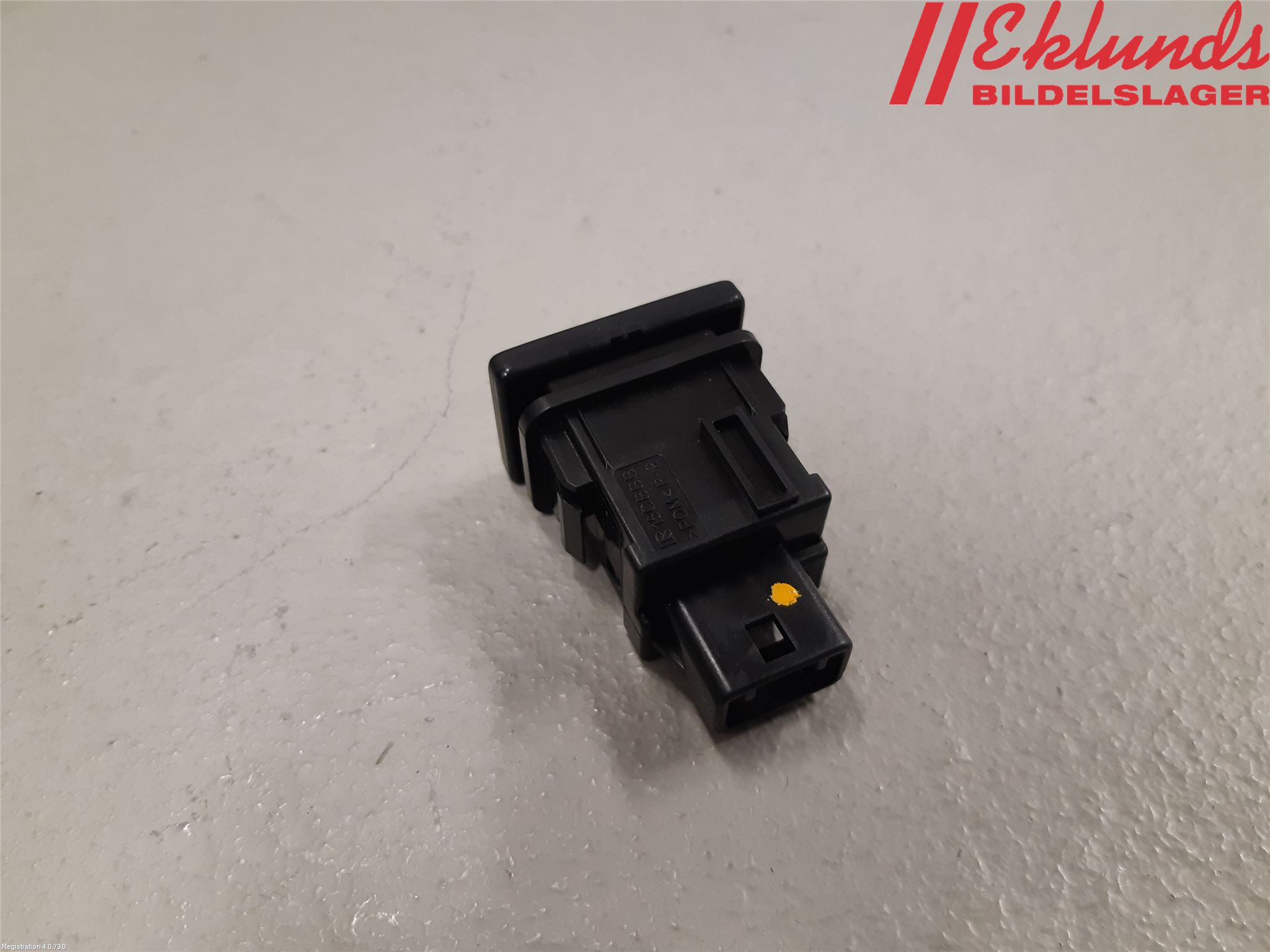 Toyota YARIS XP130 15-20 Strömställare Övrigt