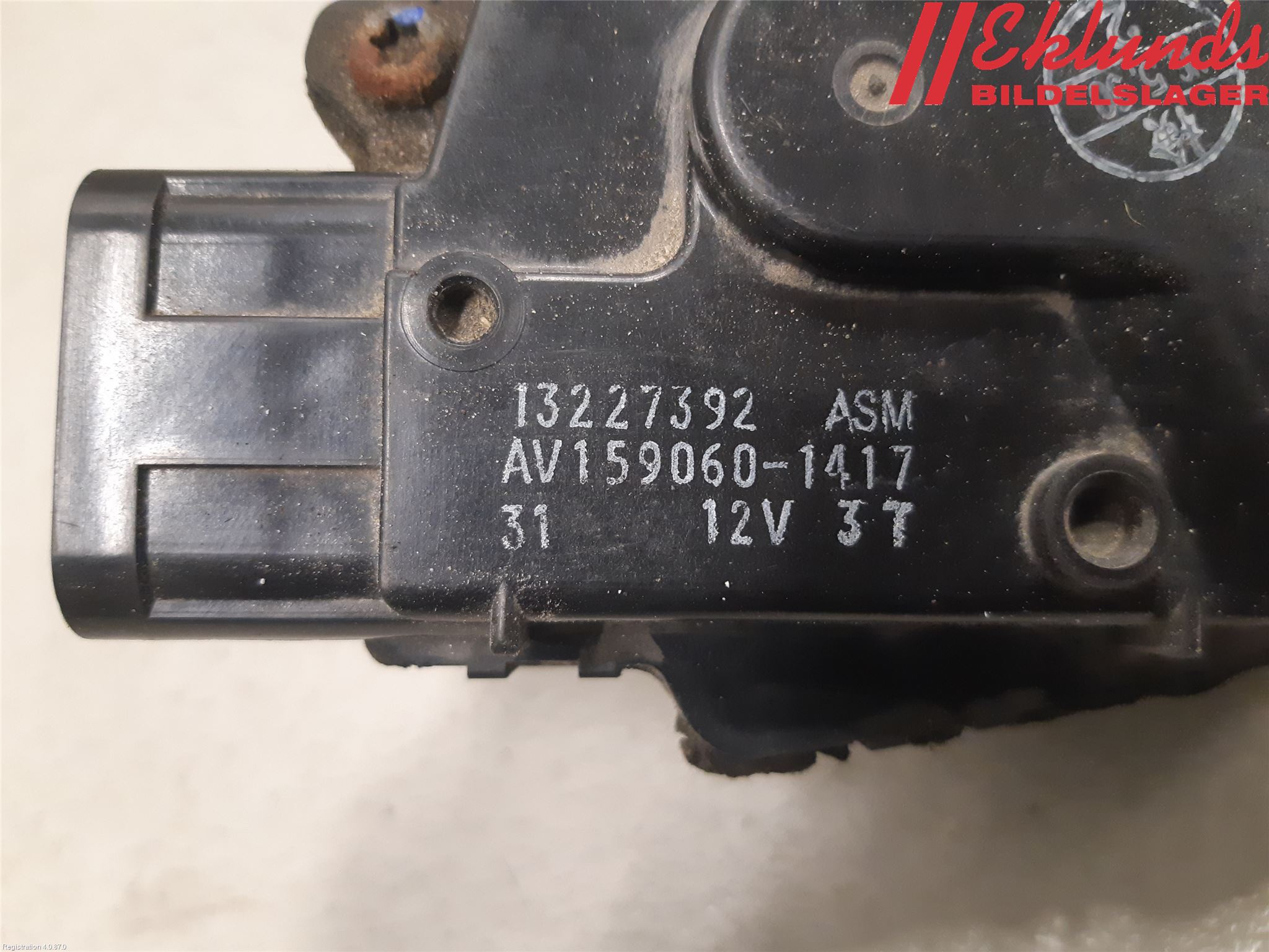 Opel INSIGNIA 09-16 Torkarmotor Vindruta