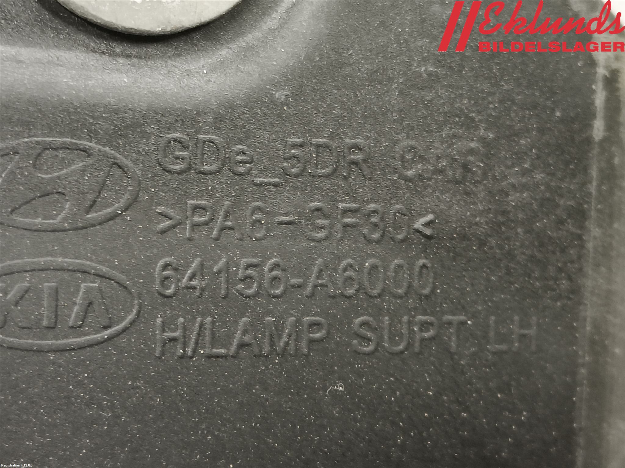 Hyundai i30 GD 13-17 Strålkastarsarg Vänster