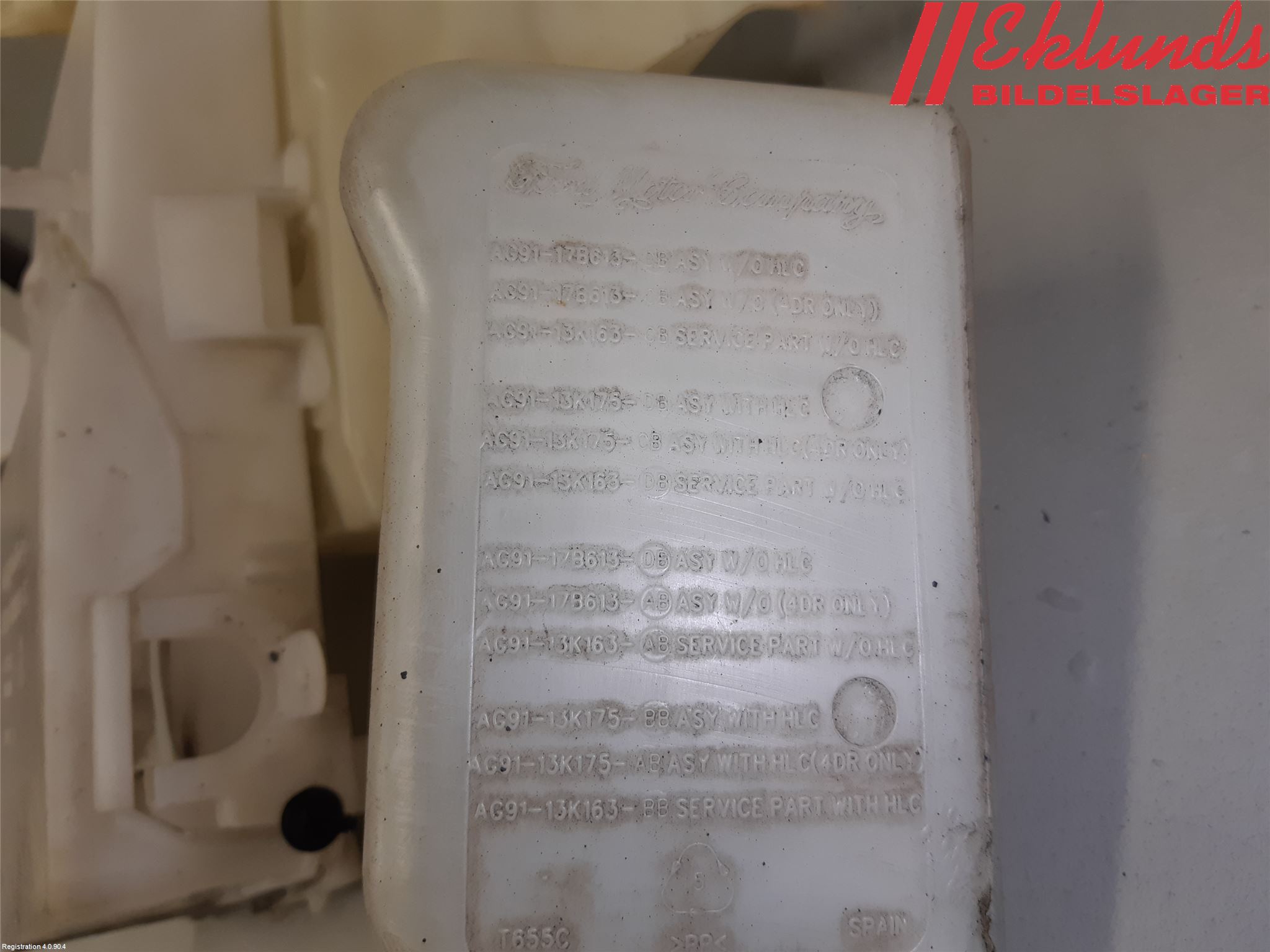 Ford MONDEO 07-15 Spolartank Vindruta-Strål