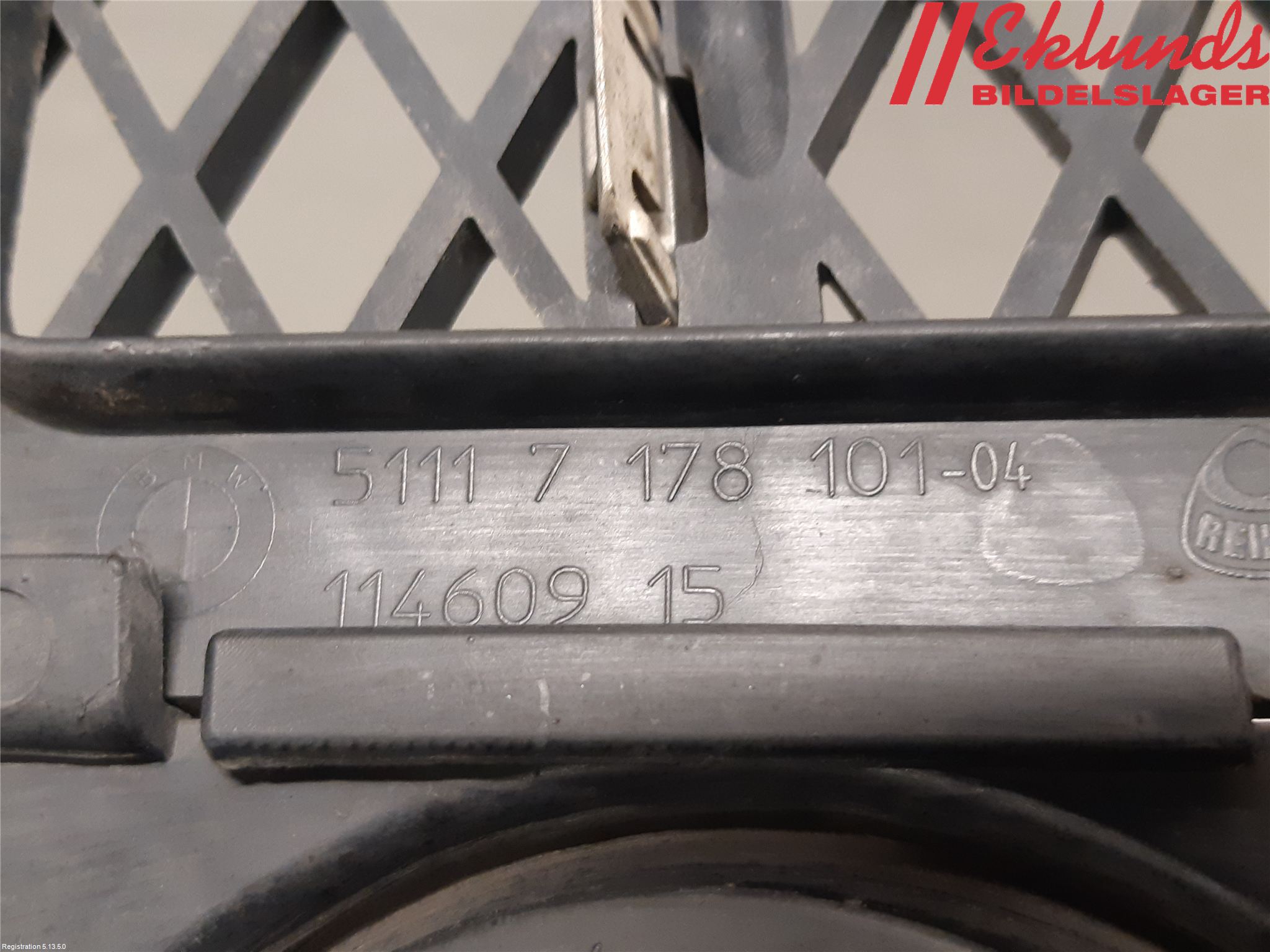 BMW 5 E60/61 Sed/Tou 02-10 Stöt Utfyllnad-List-Grill