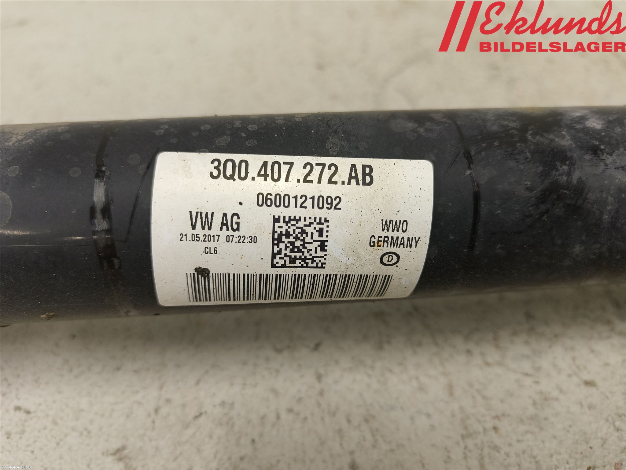 Volkswagen VW CADDY 16-20 Drivaxel Fram Höger