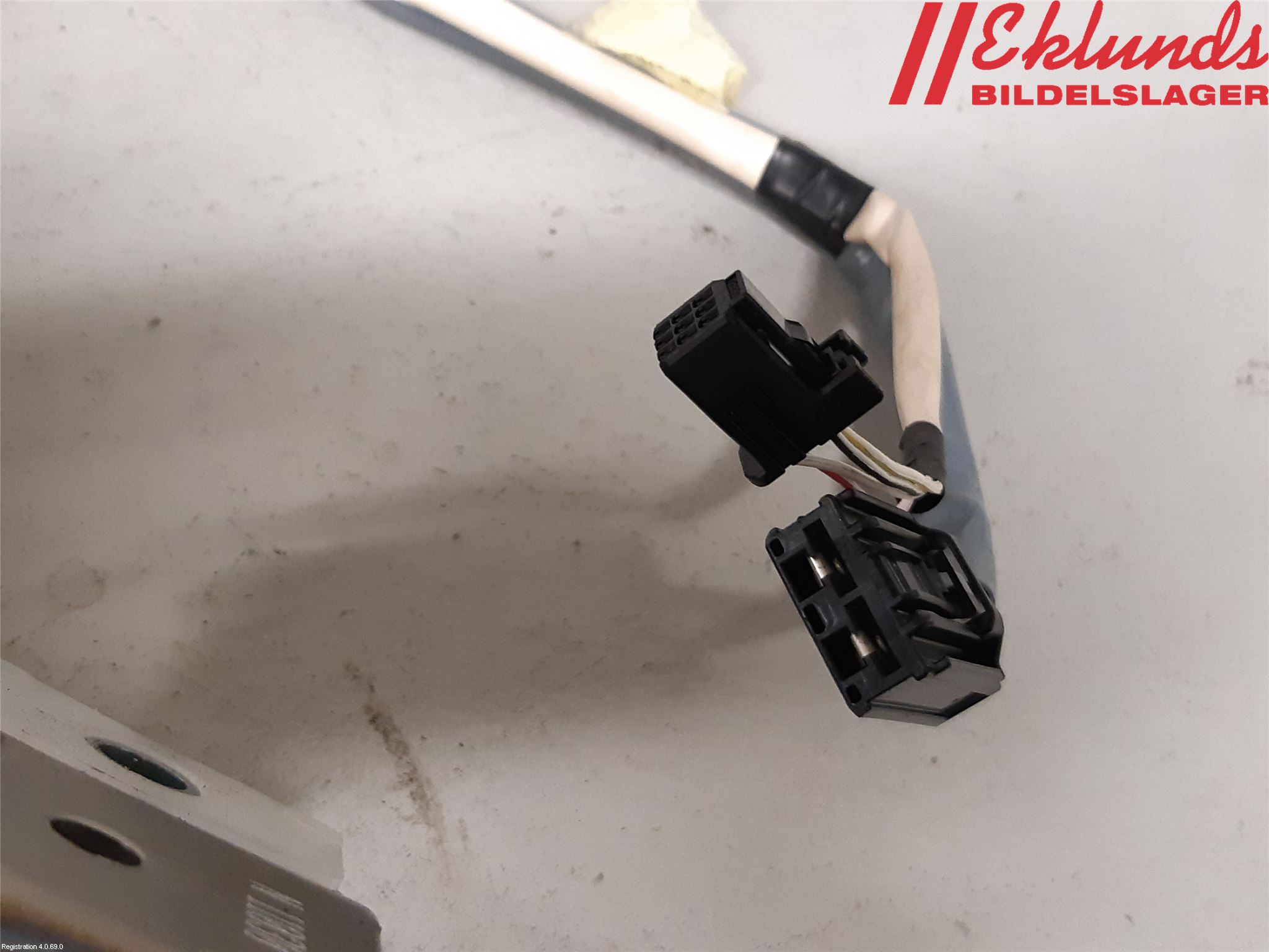 Toyota YARIS XP130 15-20 Rattaxelagg Med Inb Servo