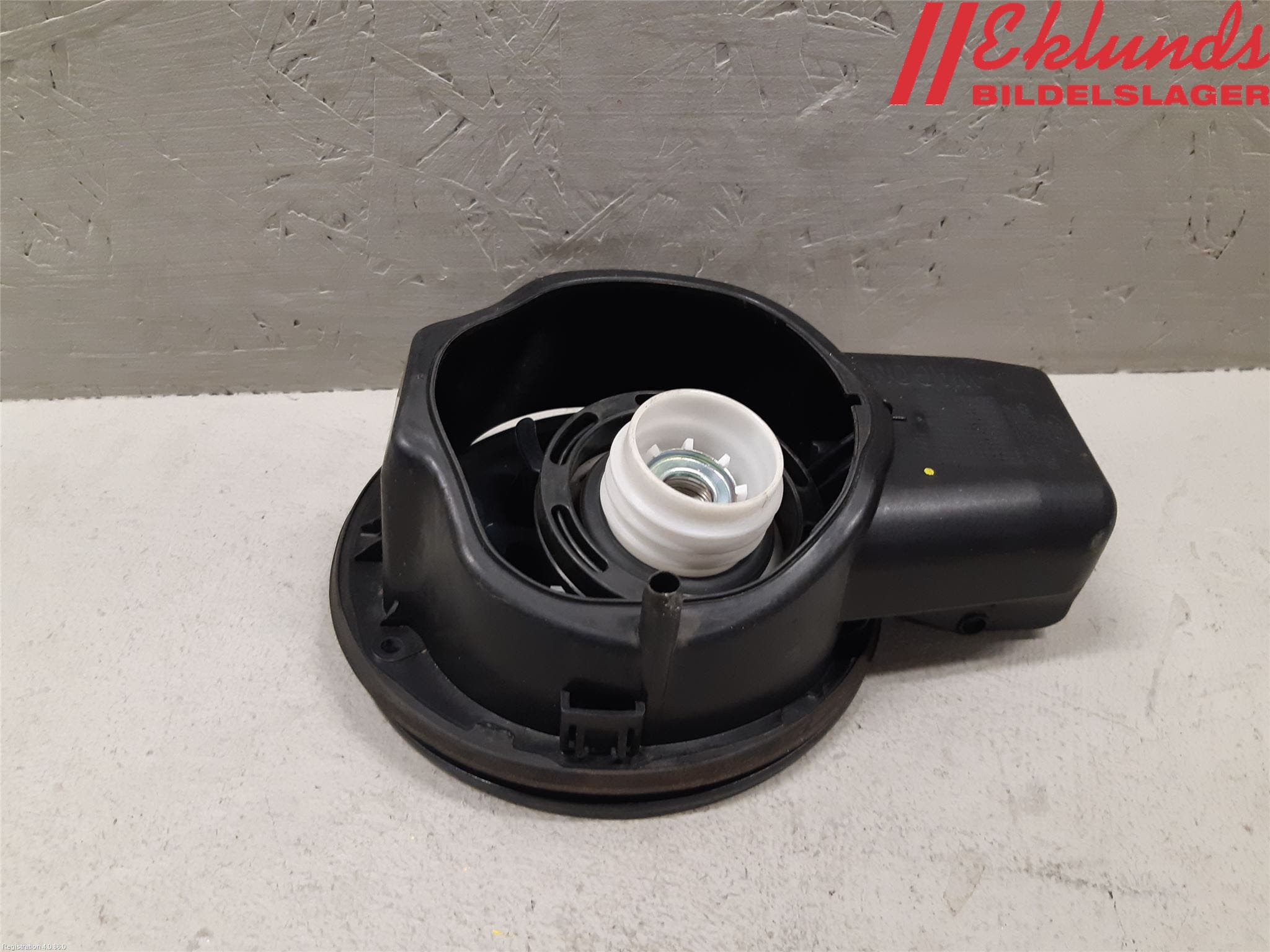 Kia CEED 06-12 Tanklucka