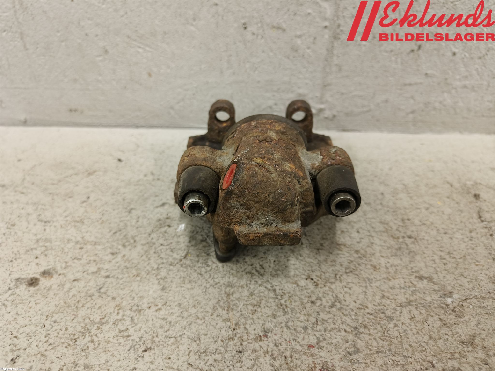 BMW 5 E34      88-96 Bromsok Bak Vänster