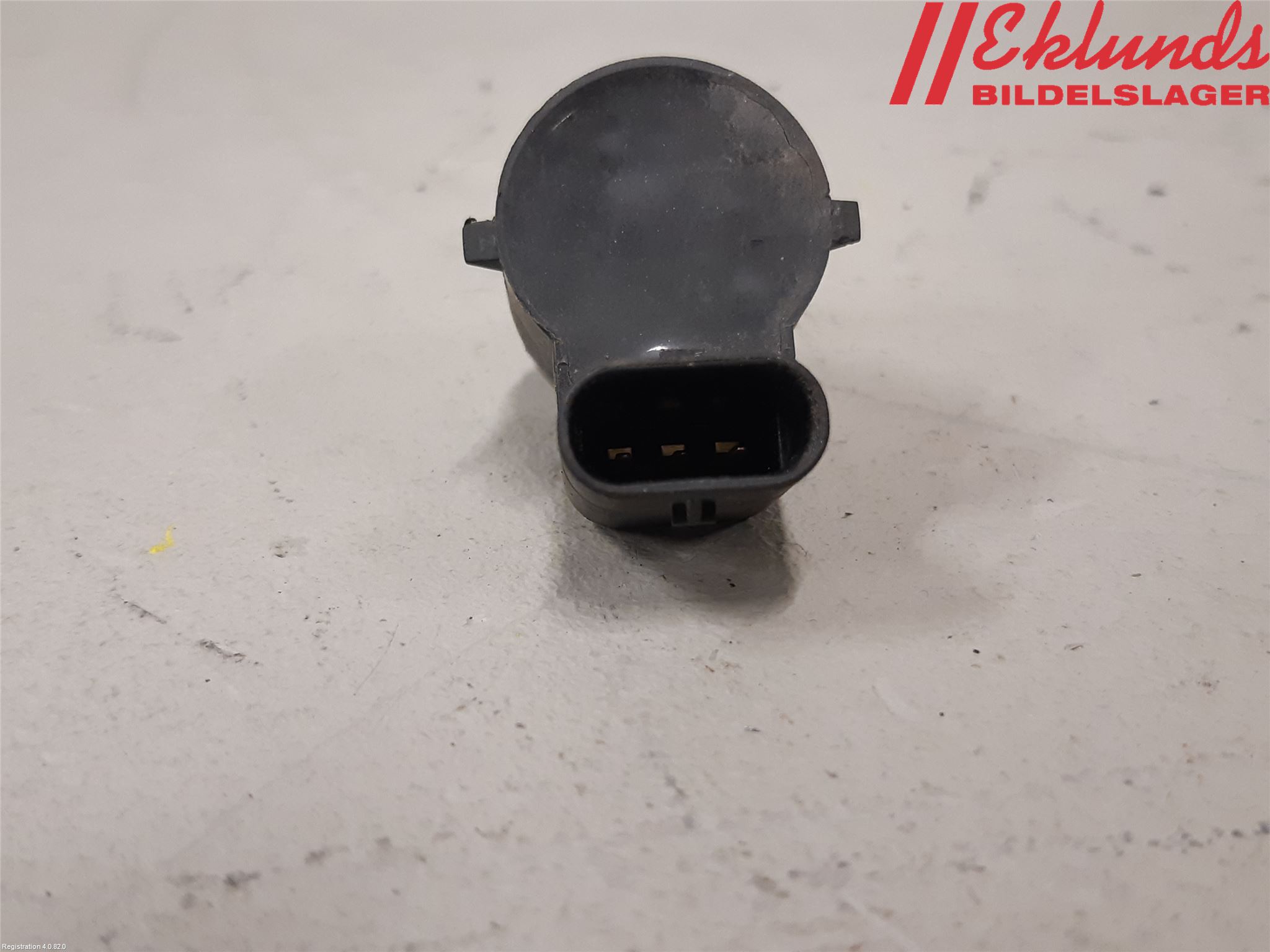 Volkswagen VW TOURAN 16- Parkeringshjälp Frontsensor