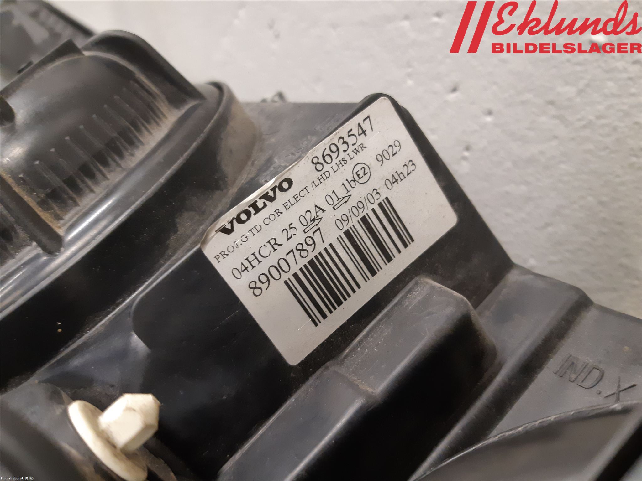 Volvo XC70 01-04 Strålkastare Vänster