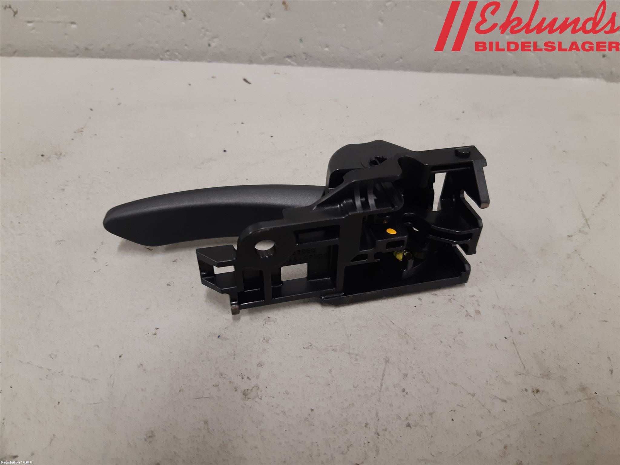 Toyota RAV4 19- Dörrhandtag Inre Vä