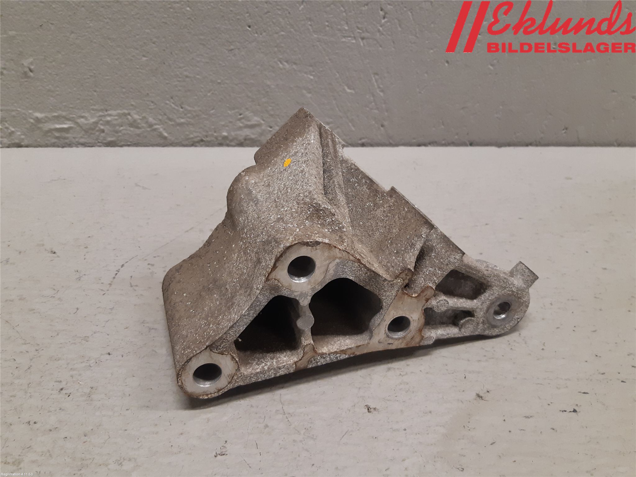 Fiat DUCATO 15-23 Motorfäste