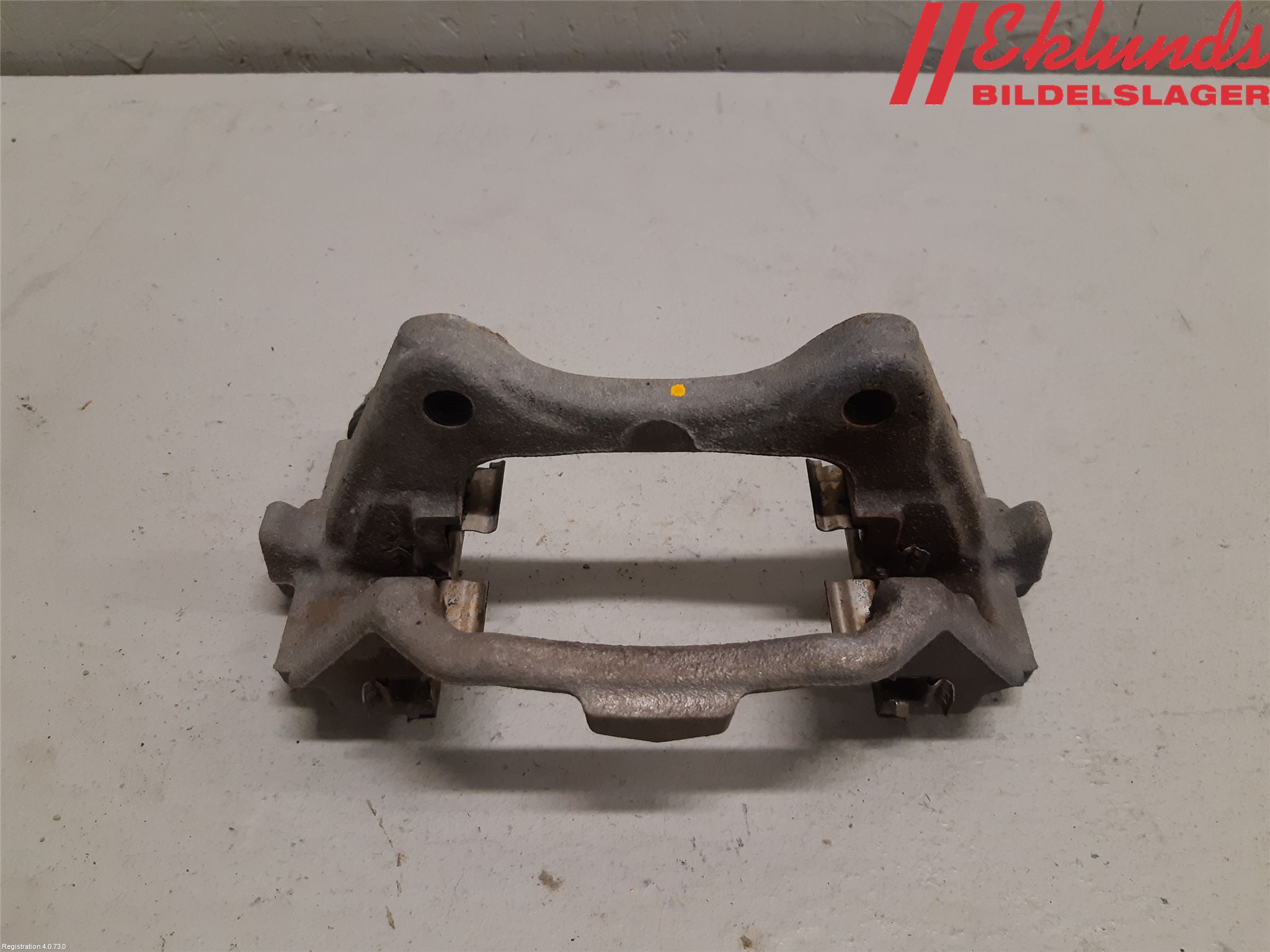 Toyota COROLLA 19- Bromsokshållare