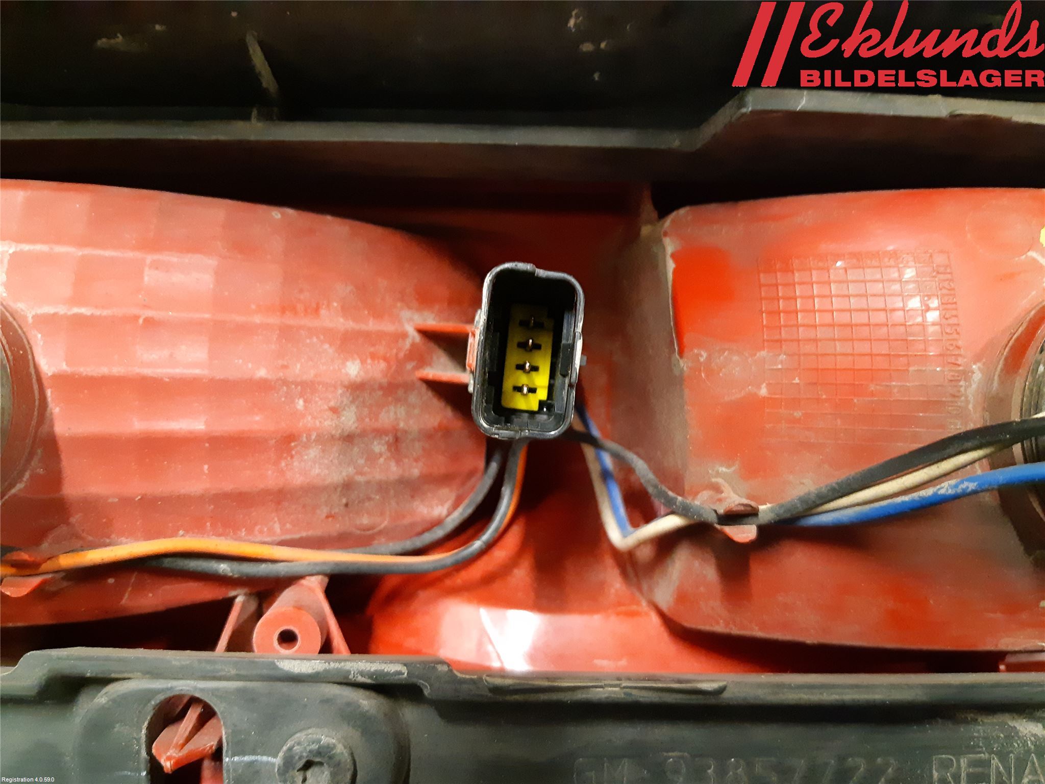 Opel VIVARO 01-14 Bakljus Vänster