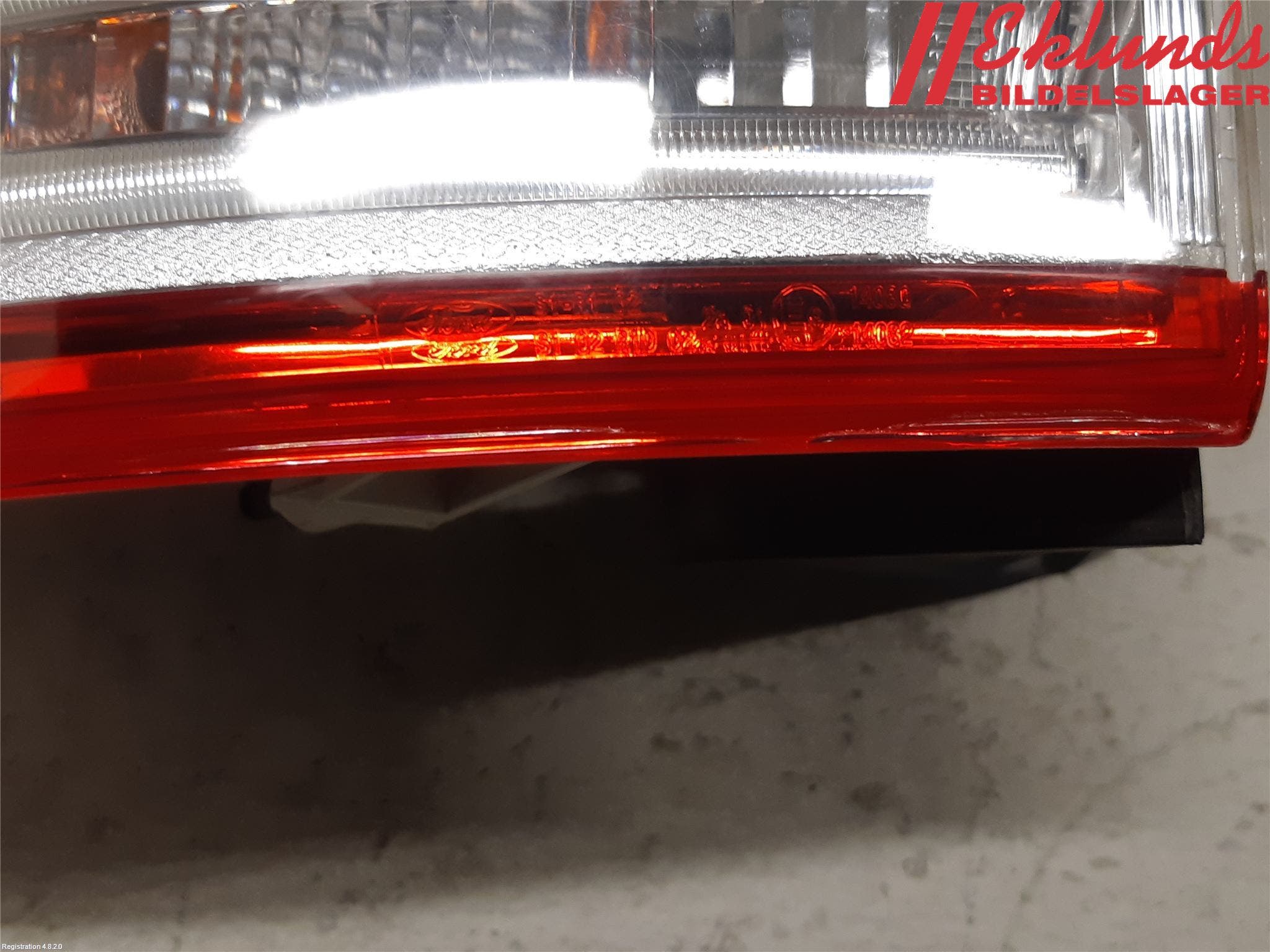 Ford KUGA 13-16 Bakljus Vänster