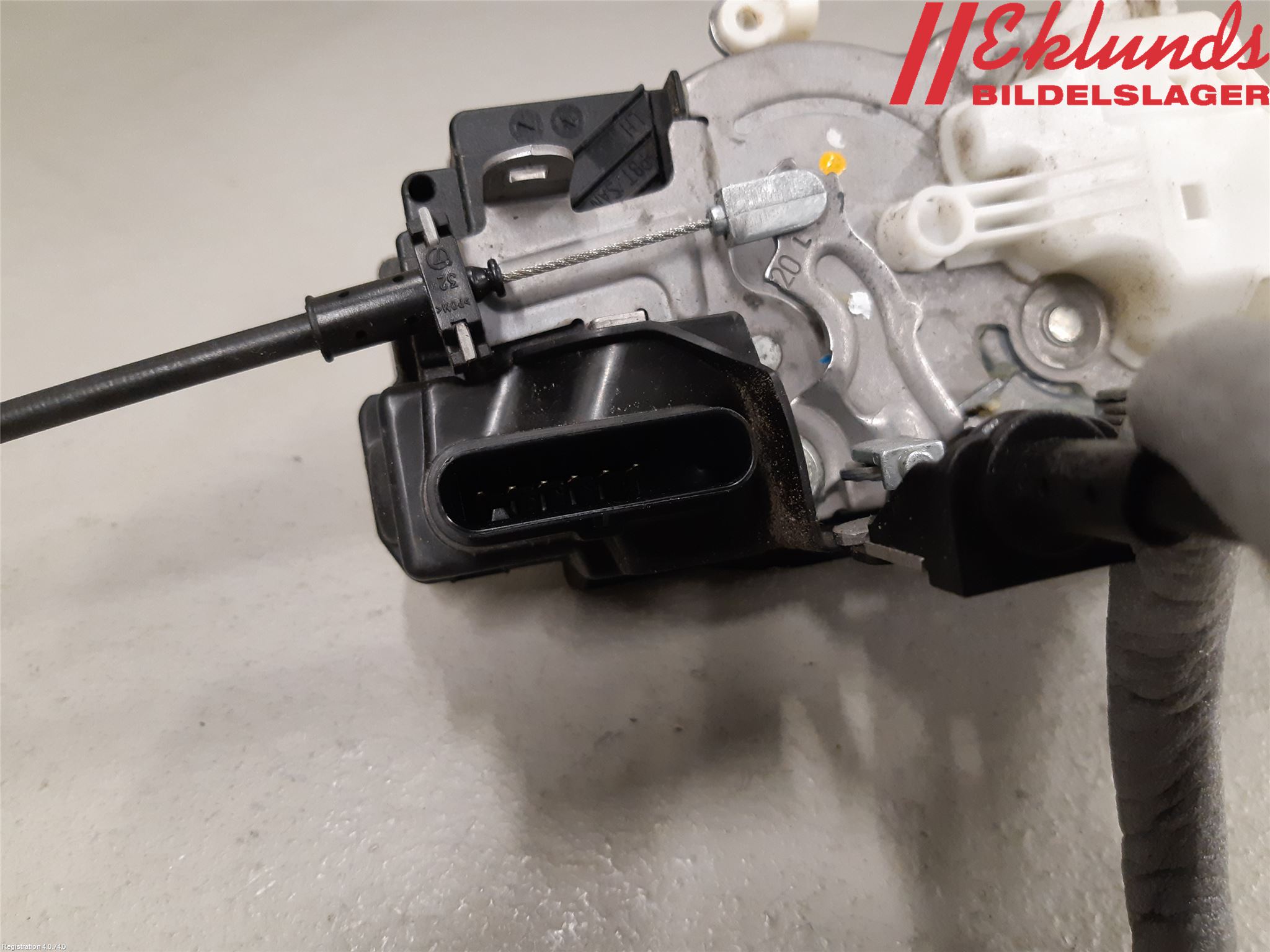 Volvo V40 12-19 Låskista-Dörrlås