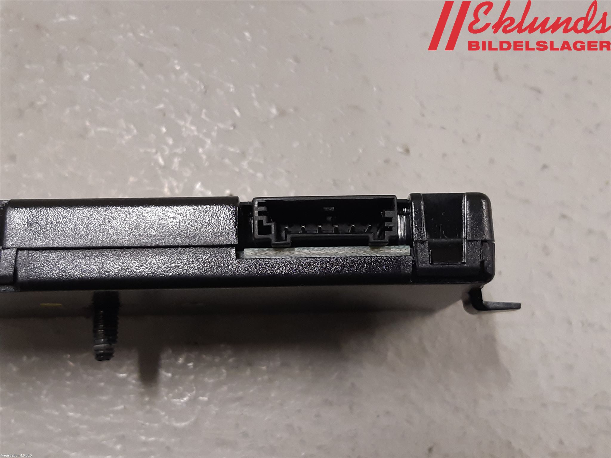 BMW 4 F32/F33/F82/F83 13-20 Antennförstärkare