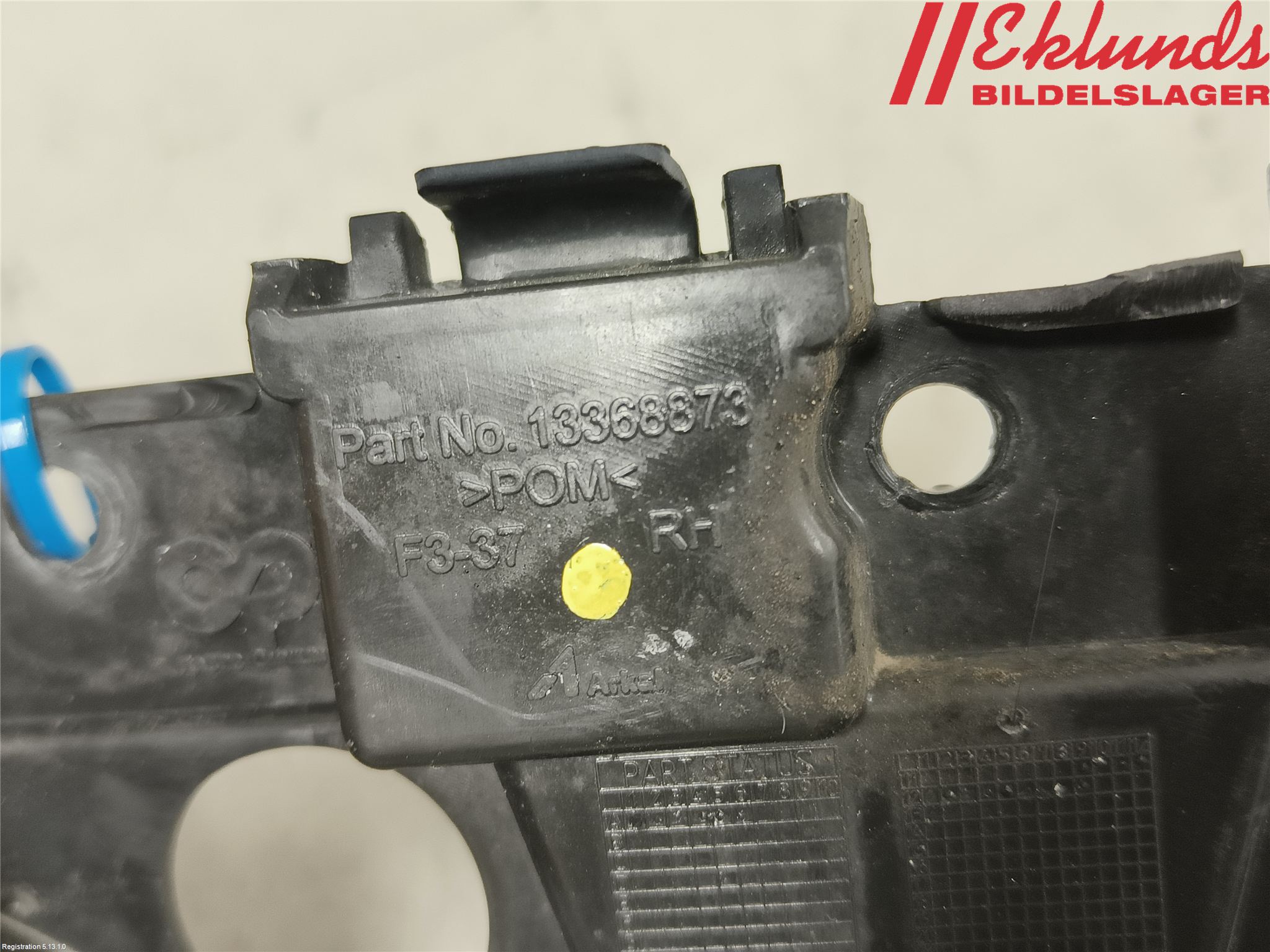 Opel ASTRA J 10-15 Stötfångarfäste Fram Hö
