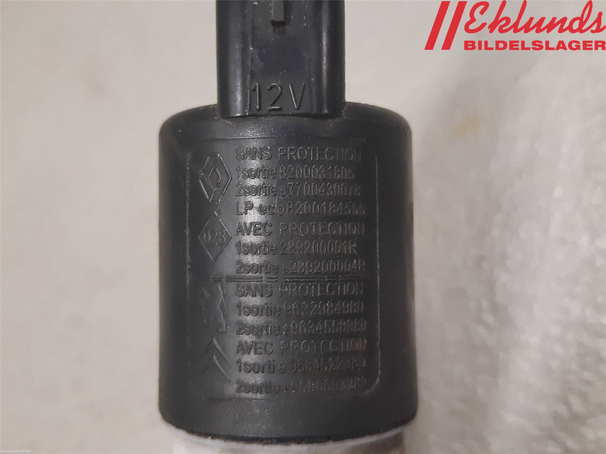 Renault MEGANE III 09-15 Spolarpump Baklucka