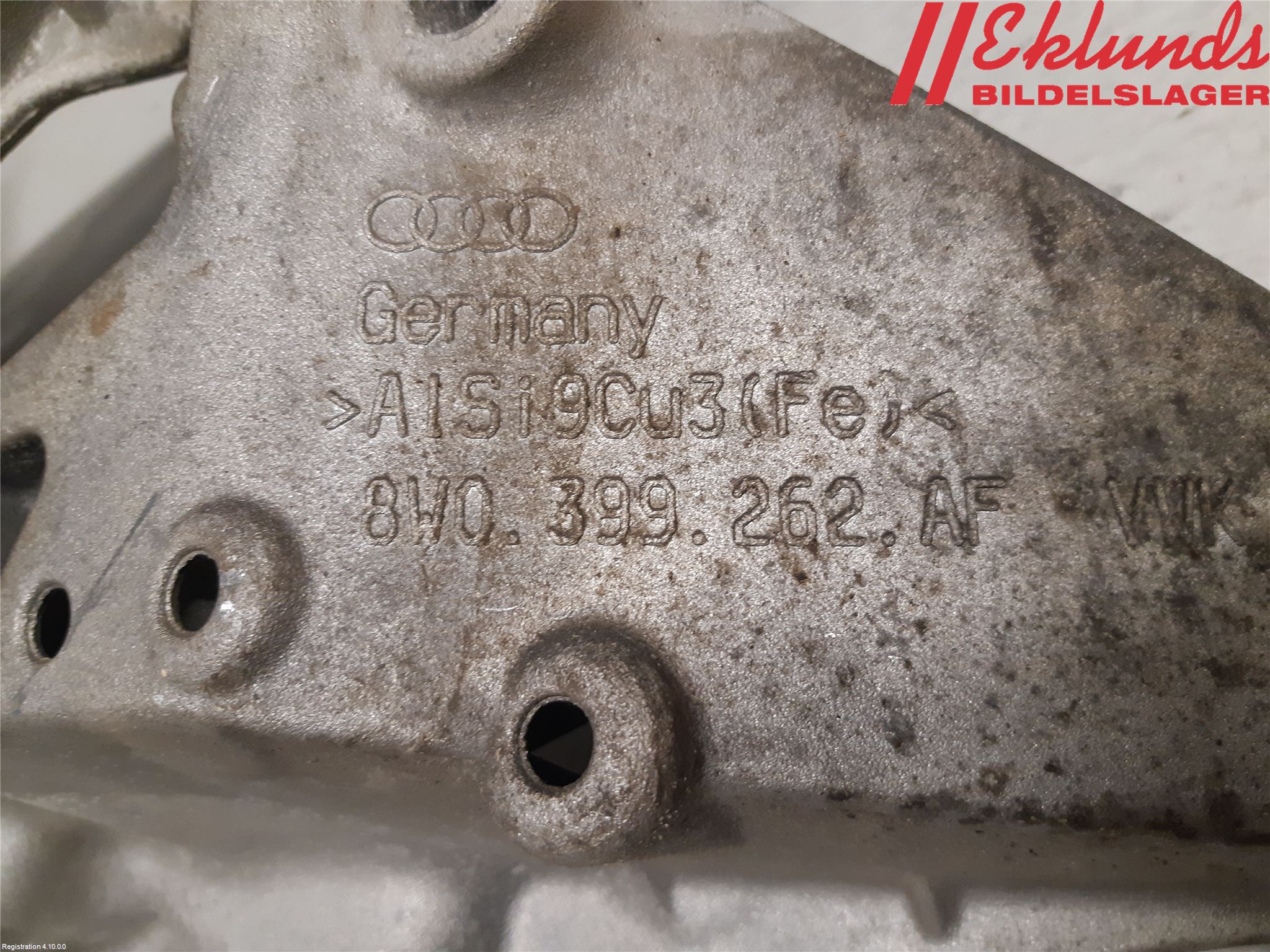 Audi A4/S4 B9 20- Växellådsfäste