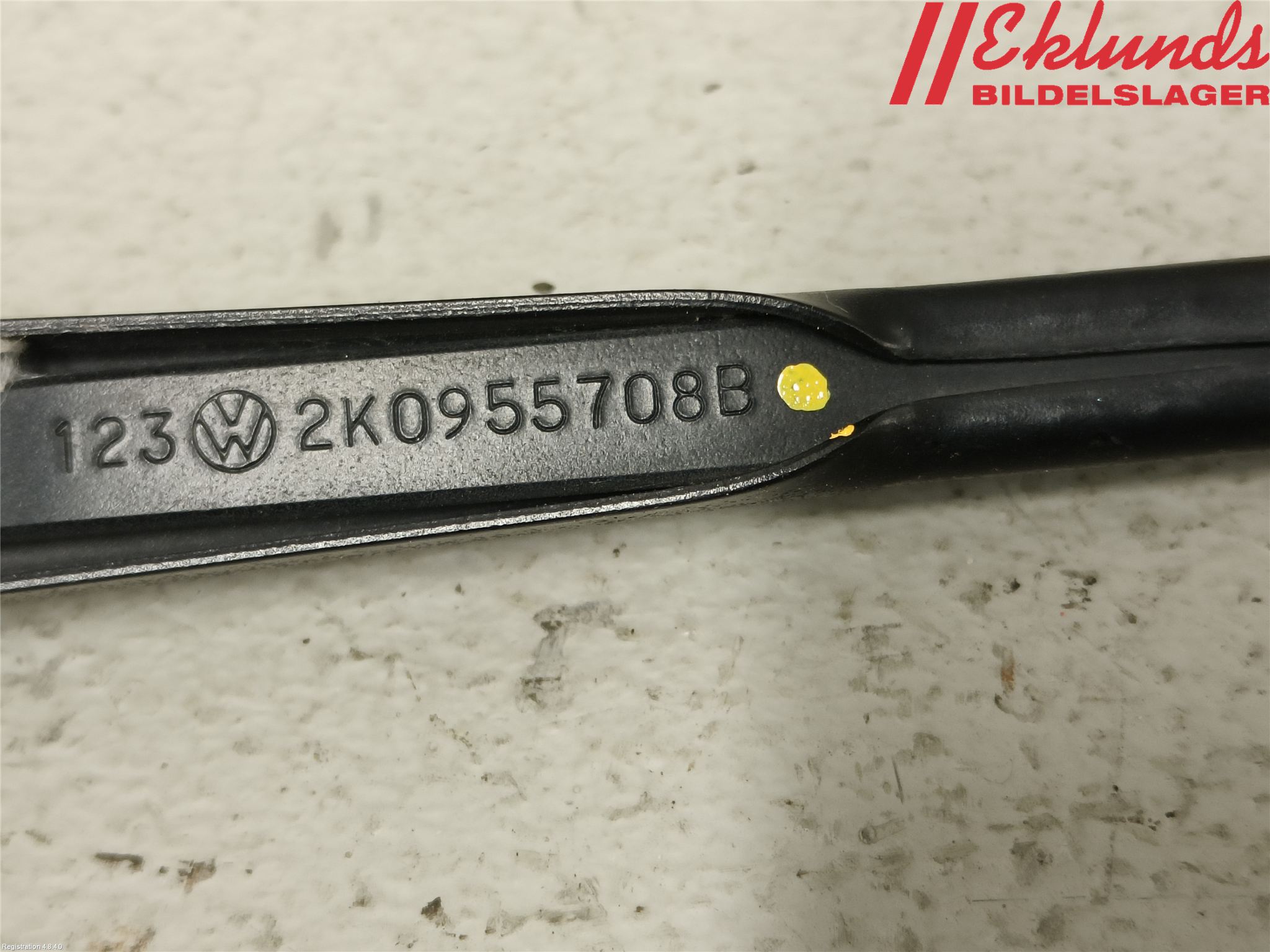 Volkswagen VW CADDY 11-15 Torkararm-Bakruta