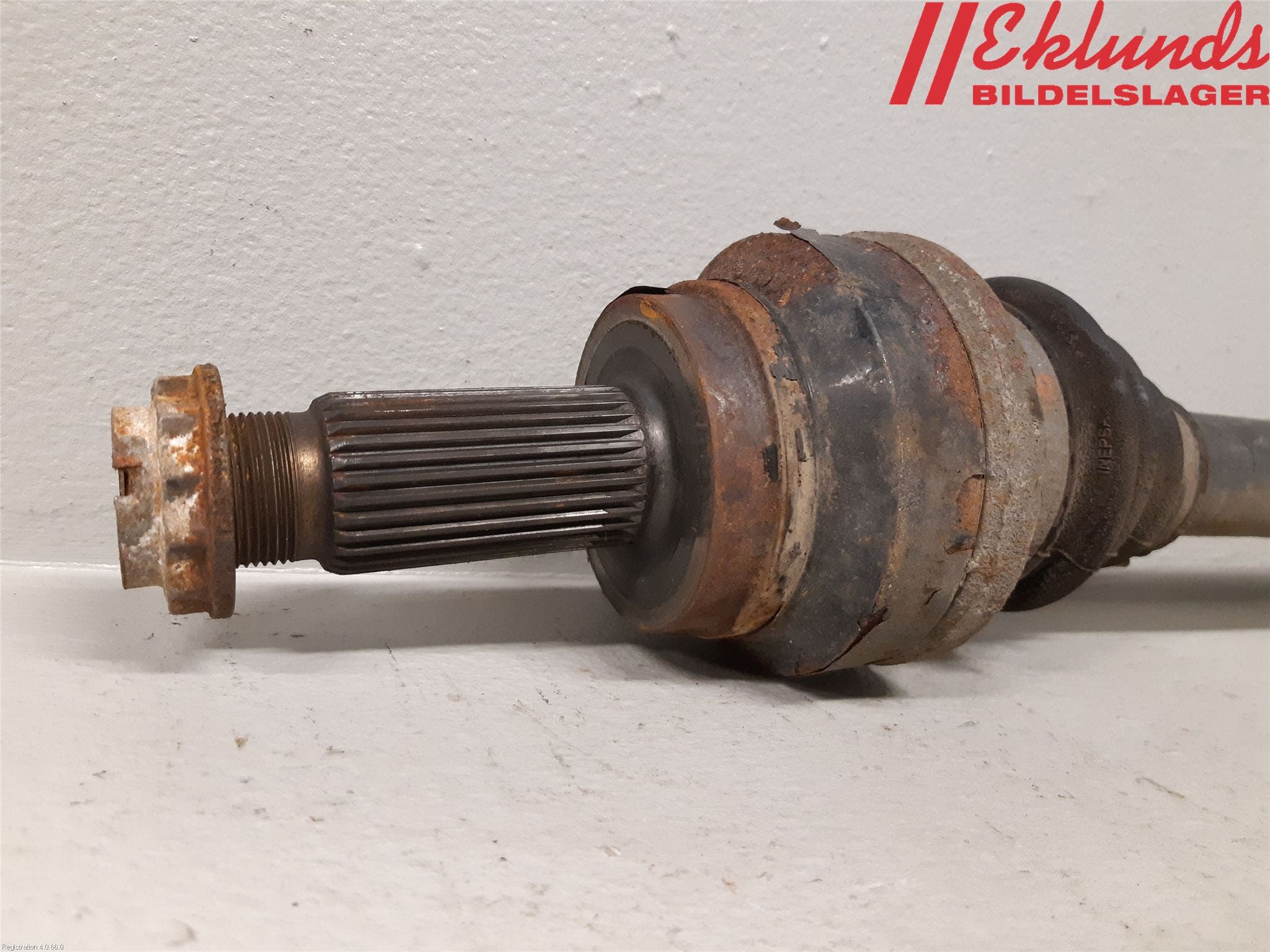 BMW X5 F15 13-18 Drivaxel Bak Höger