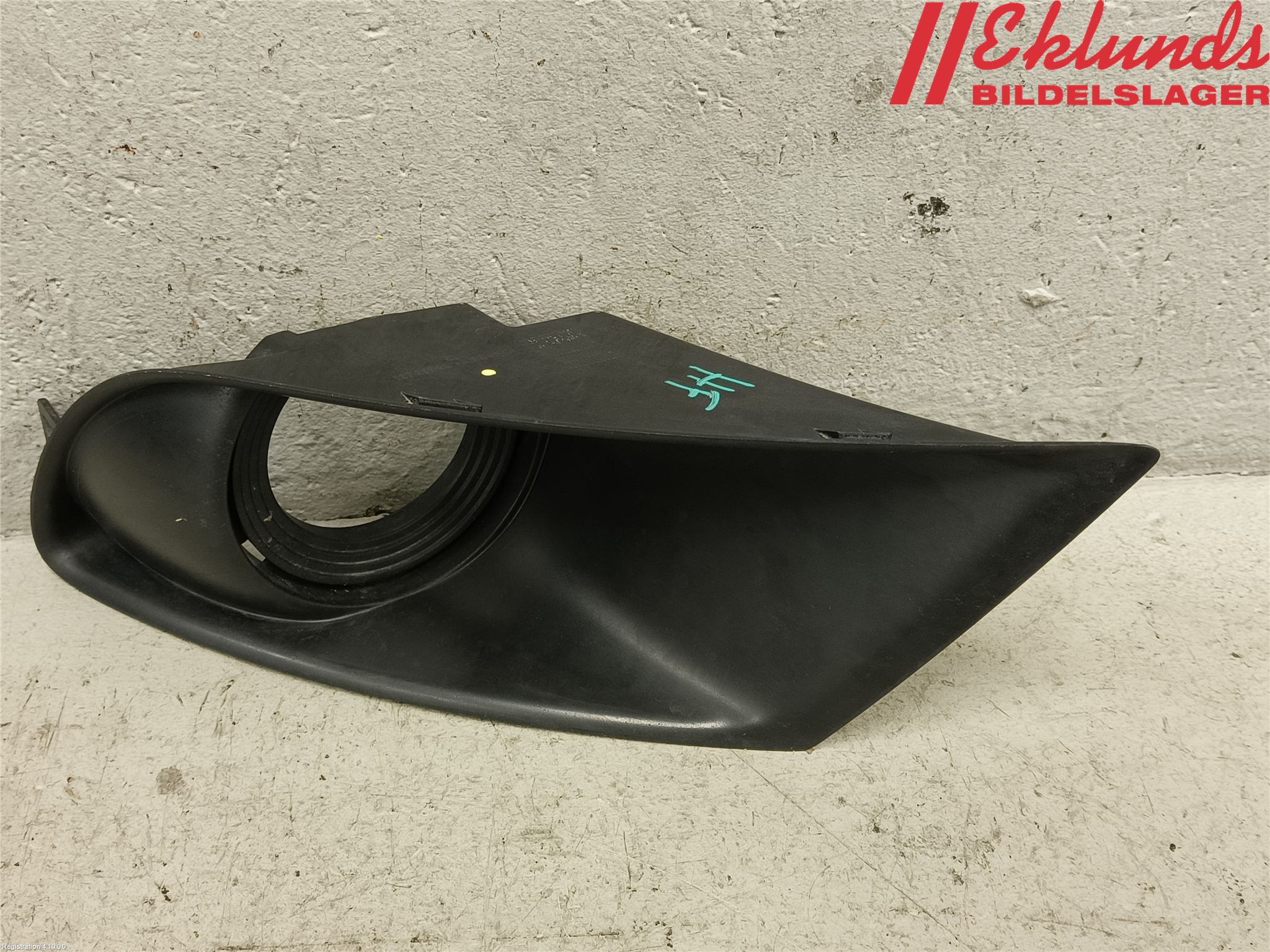 Saab 9-3 VER2/VER3 08-15 Dimljussarg Fram