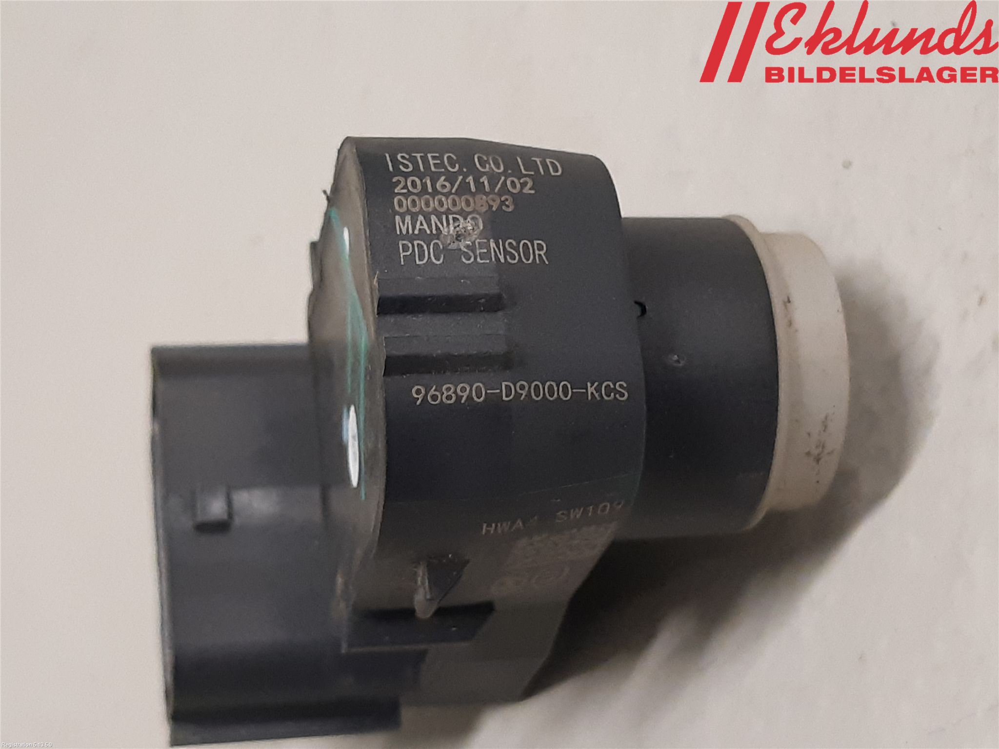 Kia SPORTAGE (QL) 16-21 Parkeringshjälp Frontsensor