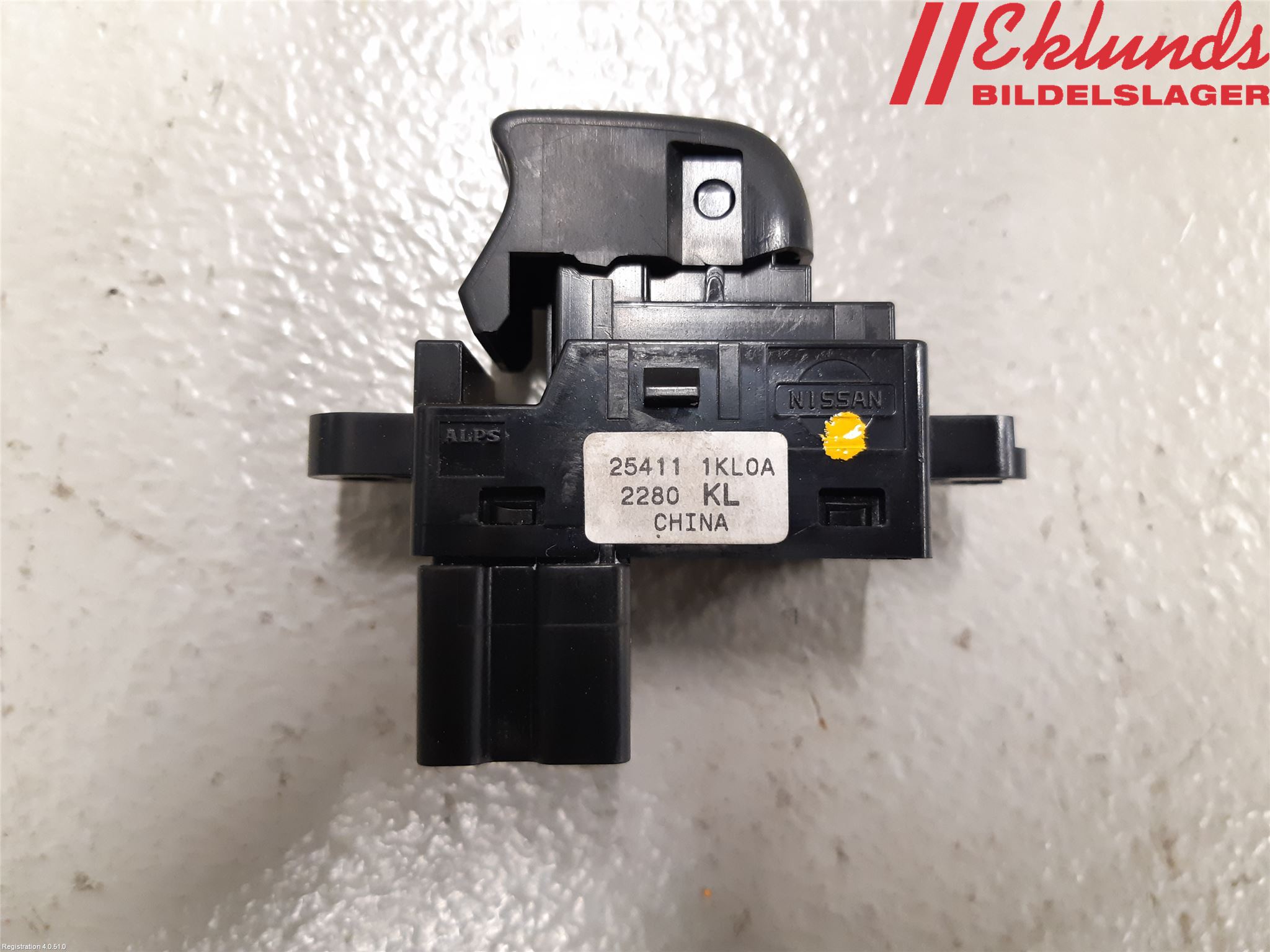 Nissan JUKE 10-14 Strömställare Elhiss