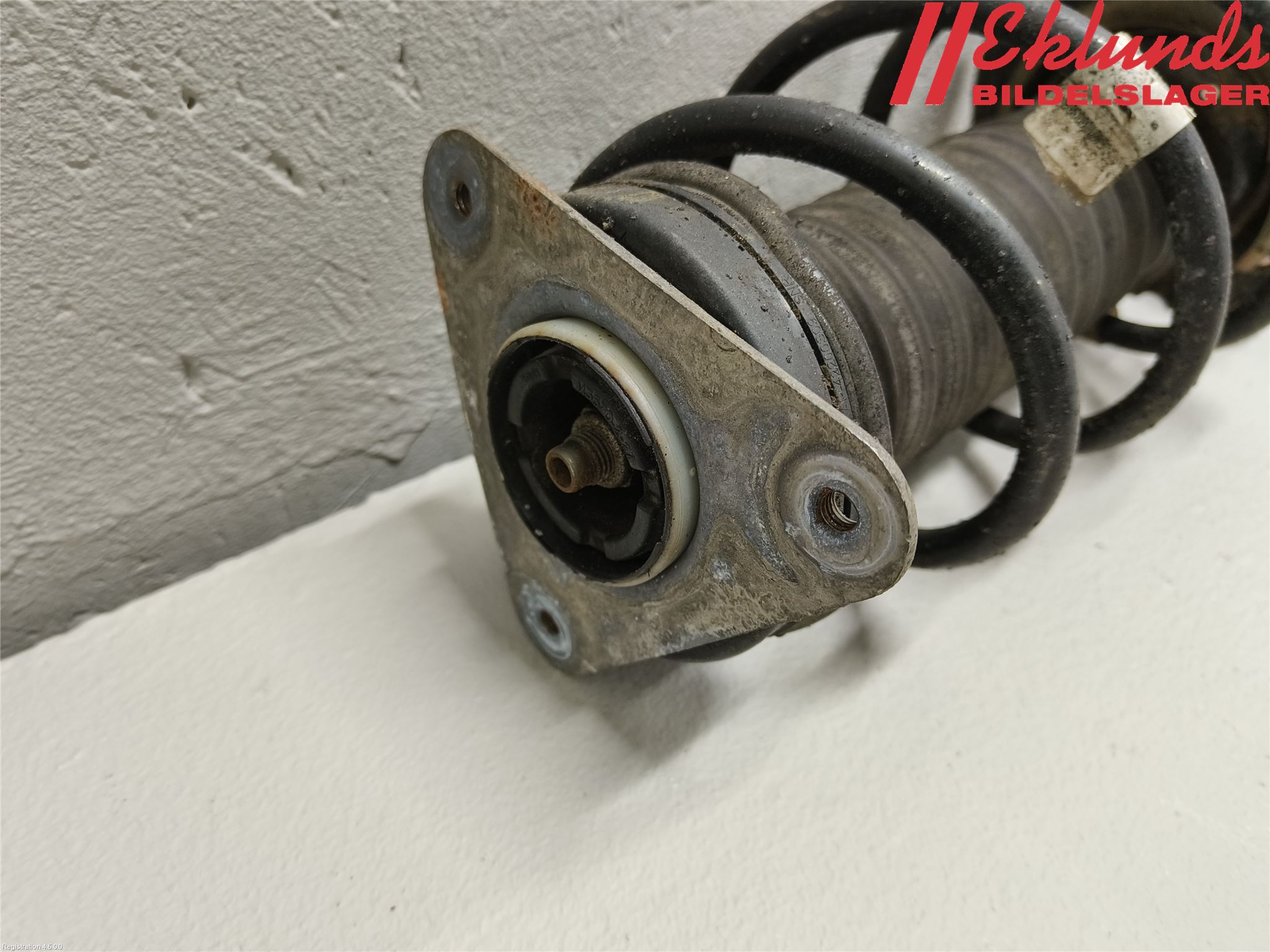 Renault CLIO IV 12-16 Fjäderben Fram Vänster