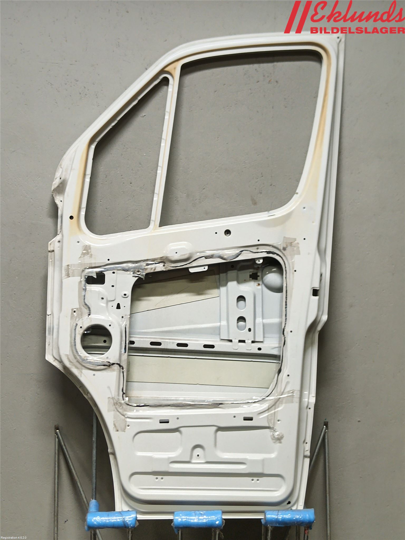 Volkswagen VW CRAFTER 06-16 Dörr Fram Höger