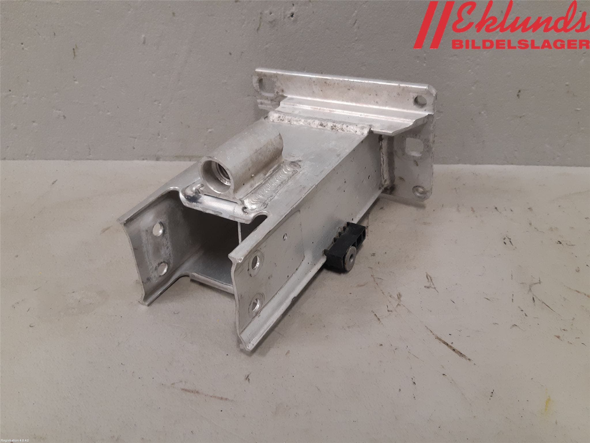 Audi A5 07-16 Stötfångarbärjärn Fram