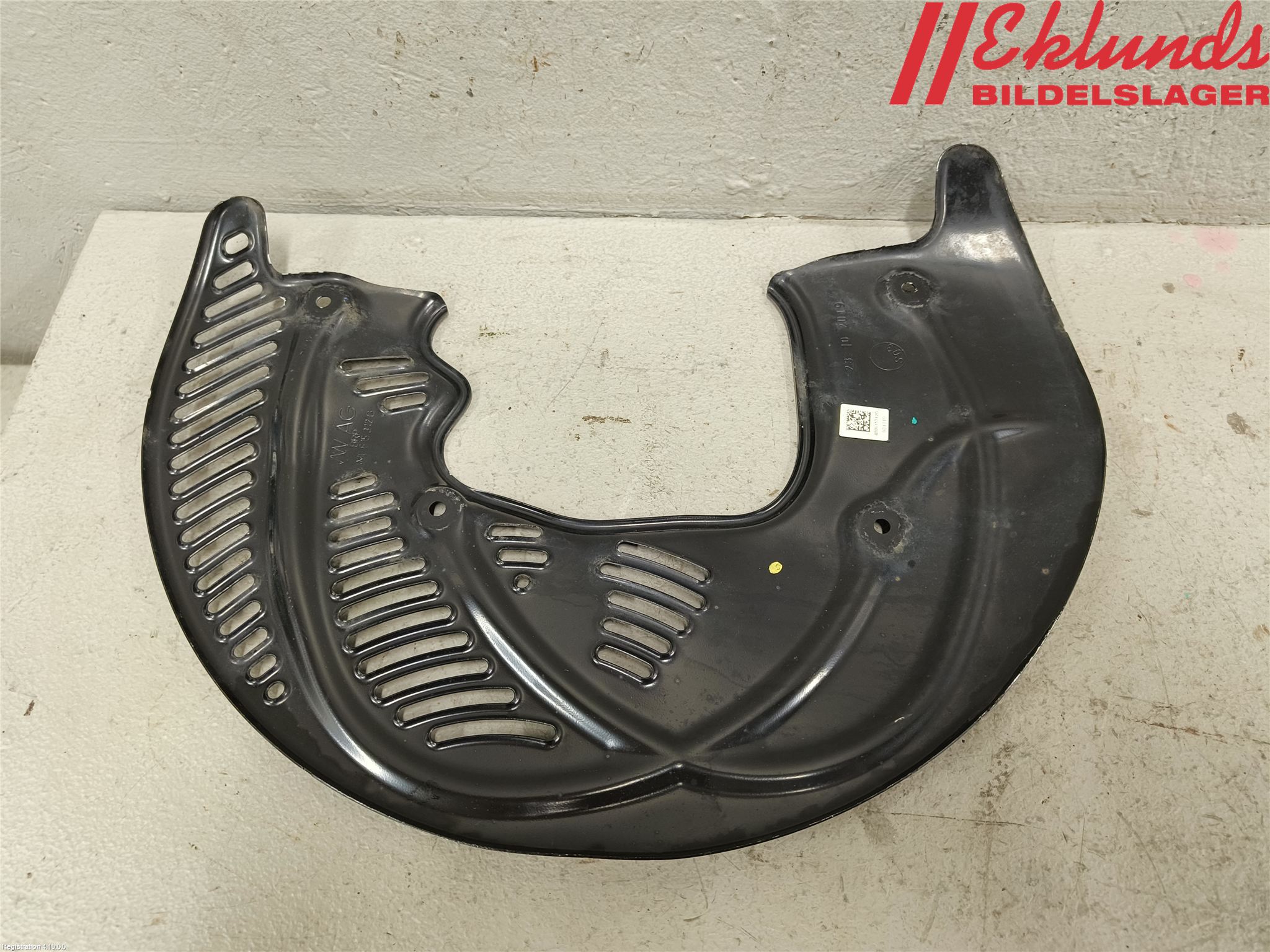 Audi A4/S4 B9 20- Bromssköld Fram