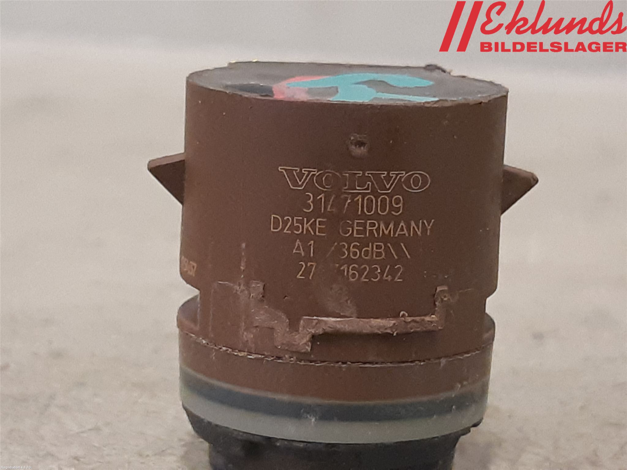 Volvo XC90/RECHARGE 16- Parkeringshjälp Frontsensor