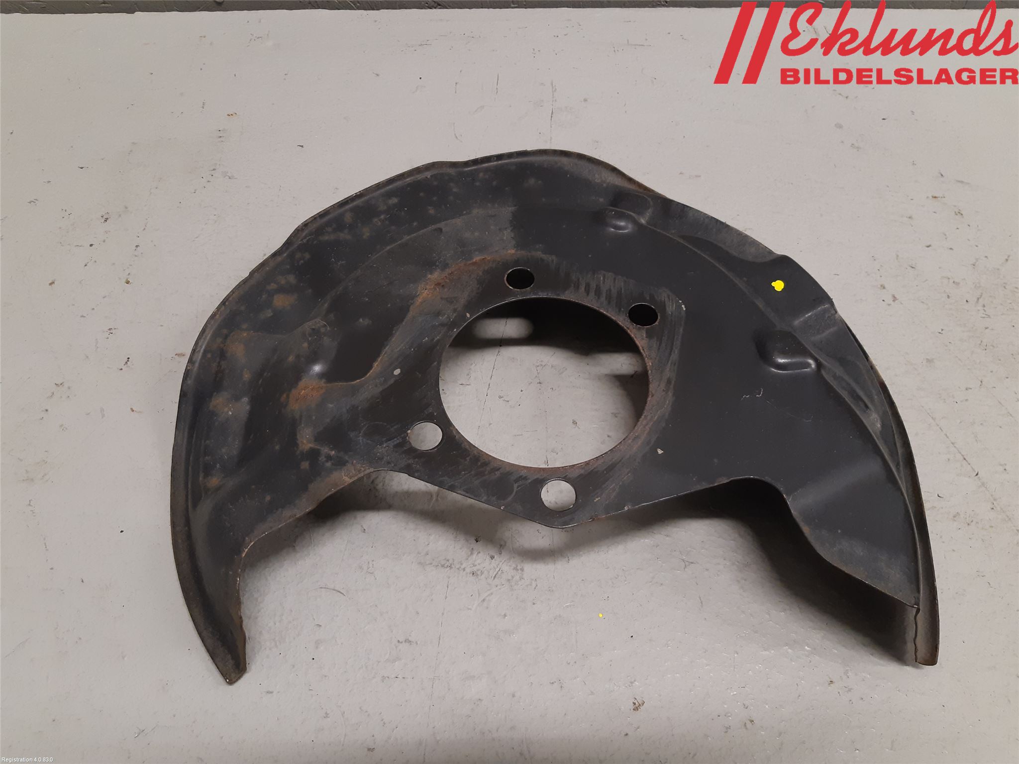 Nissan QASHQAI 17-21 Bromssköld Bak