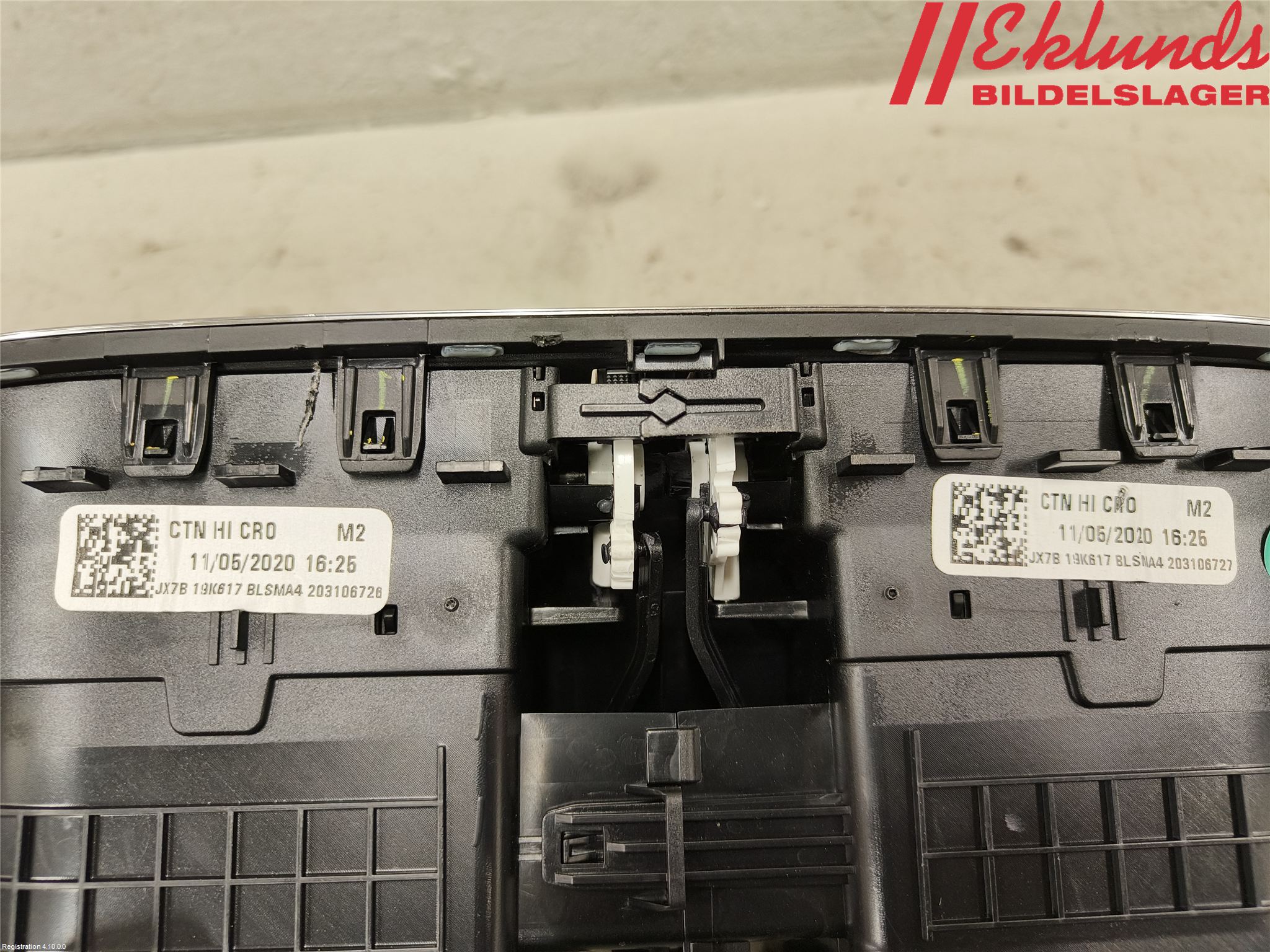 Ford FOCUS 19- Defrosterkanal-Munstycke