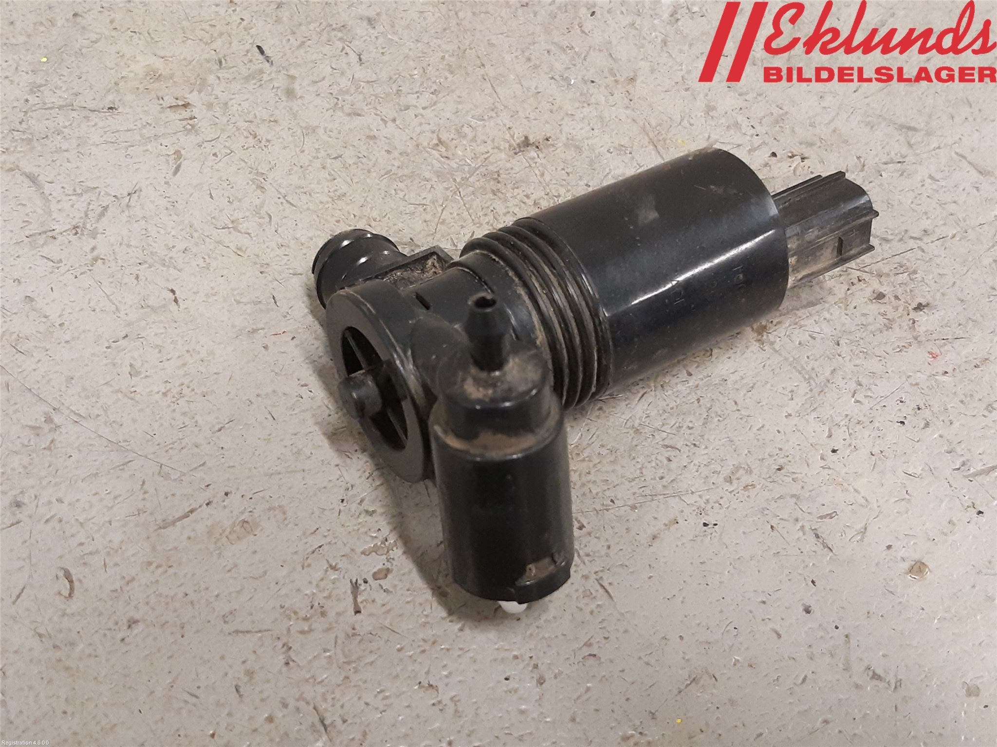 Volvo XC60 09-13 Spolarpump Vindruta