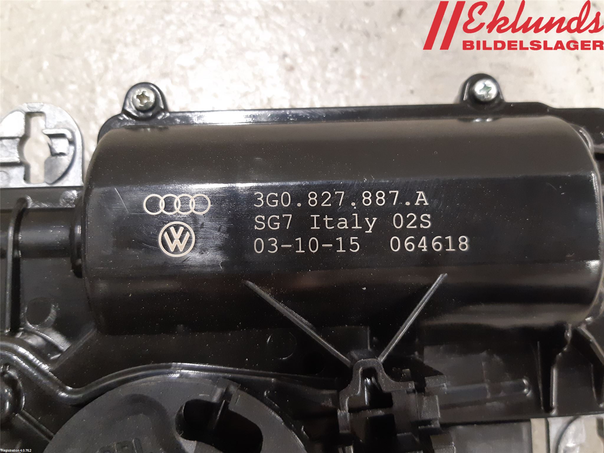Volkswagen VW PASSAT 15-19 Bakluckeöppnare Automatisk