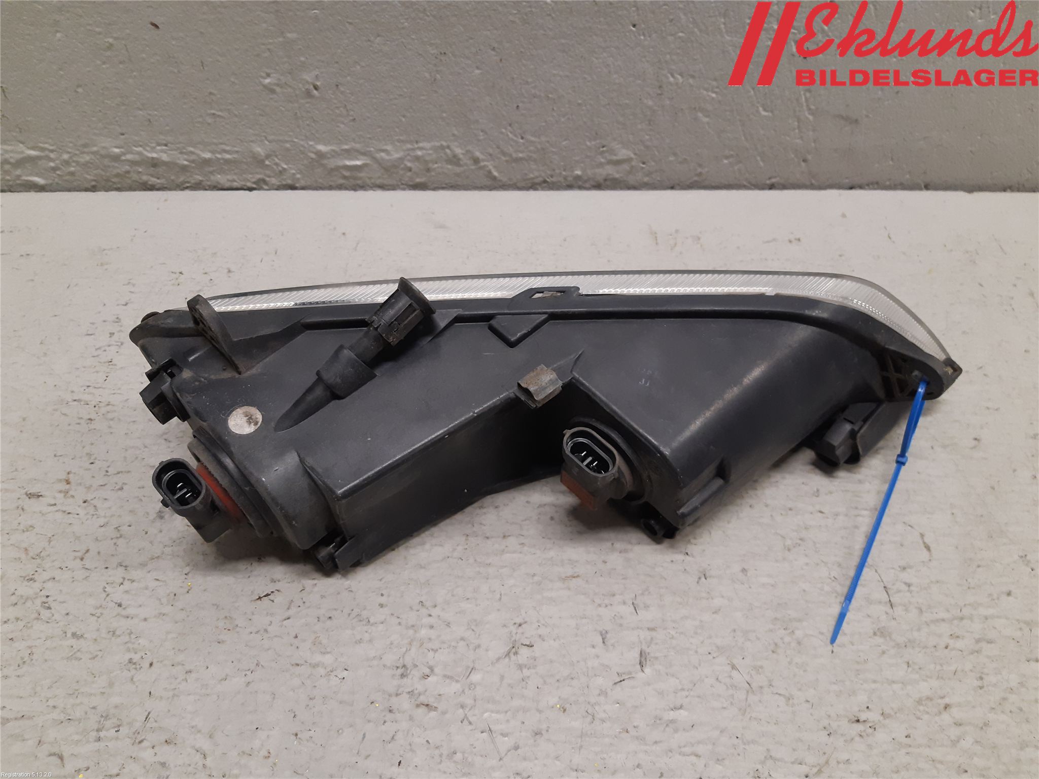 Volkswagen VW PASSAT 11-14 Dimljus-Varselljus Fram