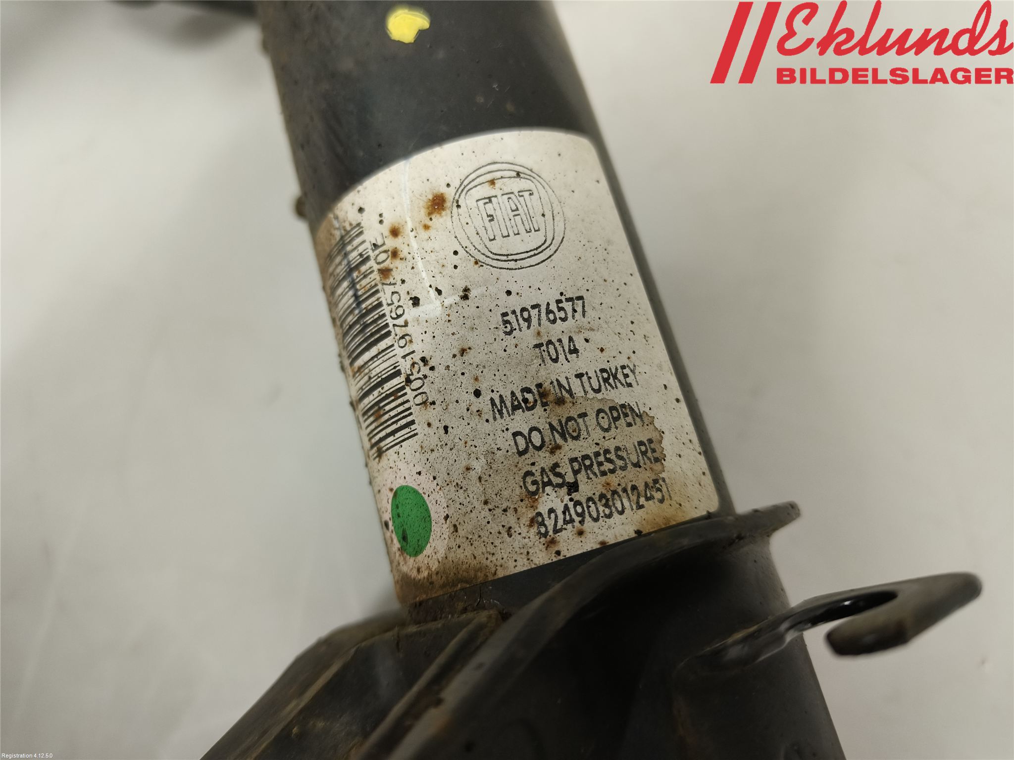 Fiat DOBLO CARGO Fjäderben Fram Höger