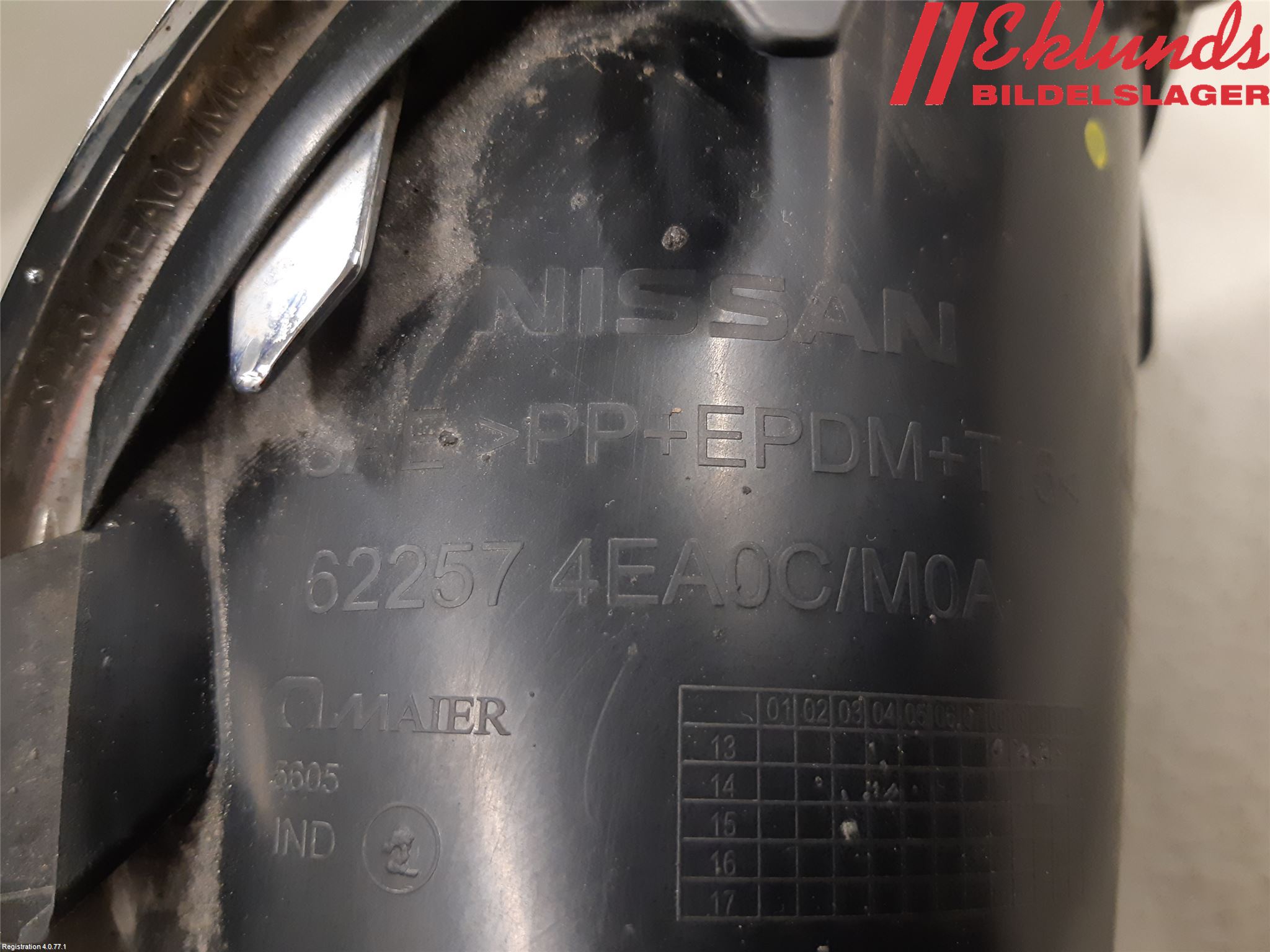 Nissan QASHQAI 14-17 Dimljussarg Fram