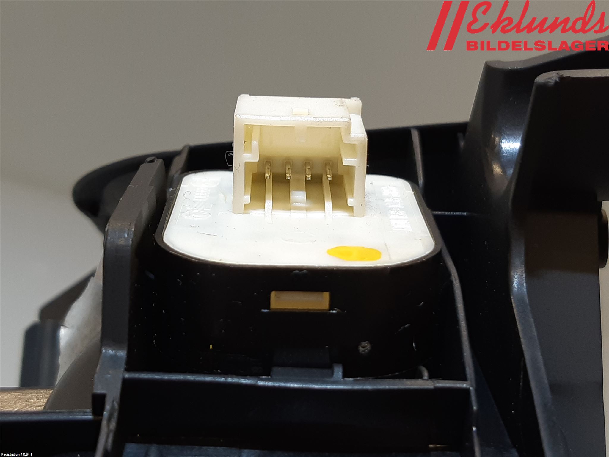 Audi Q3 8U 12-18 Strömställare Elhiss