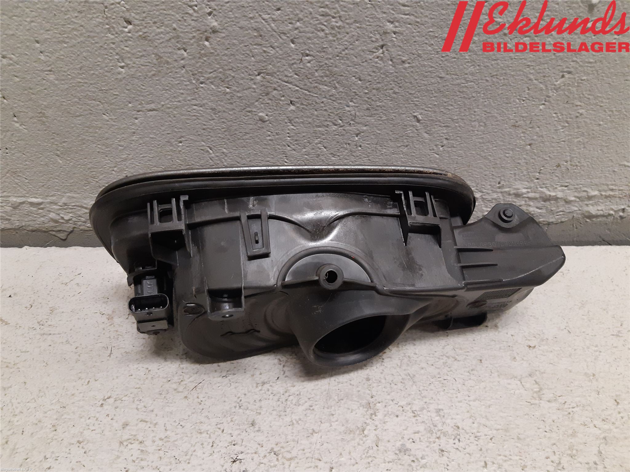 Volvo XC90/RECHARGE 16- Tanklucka