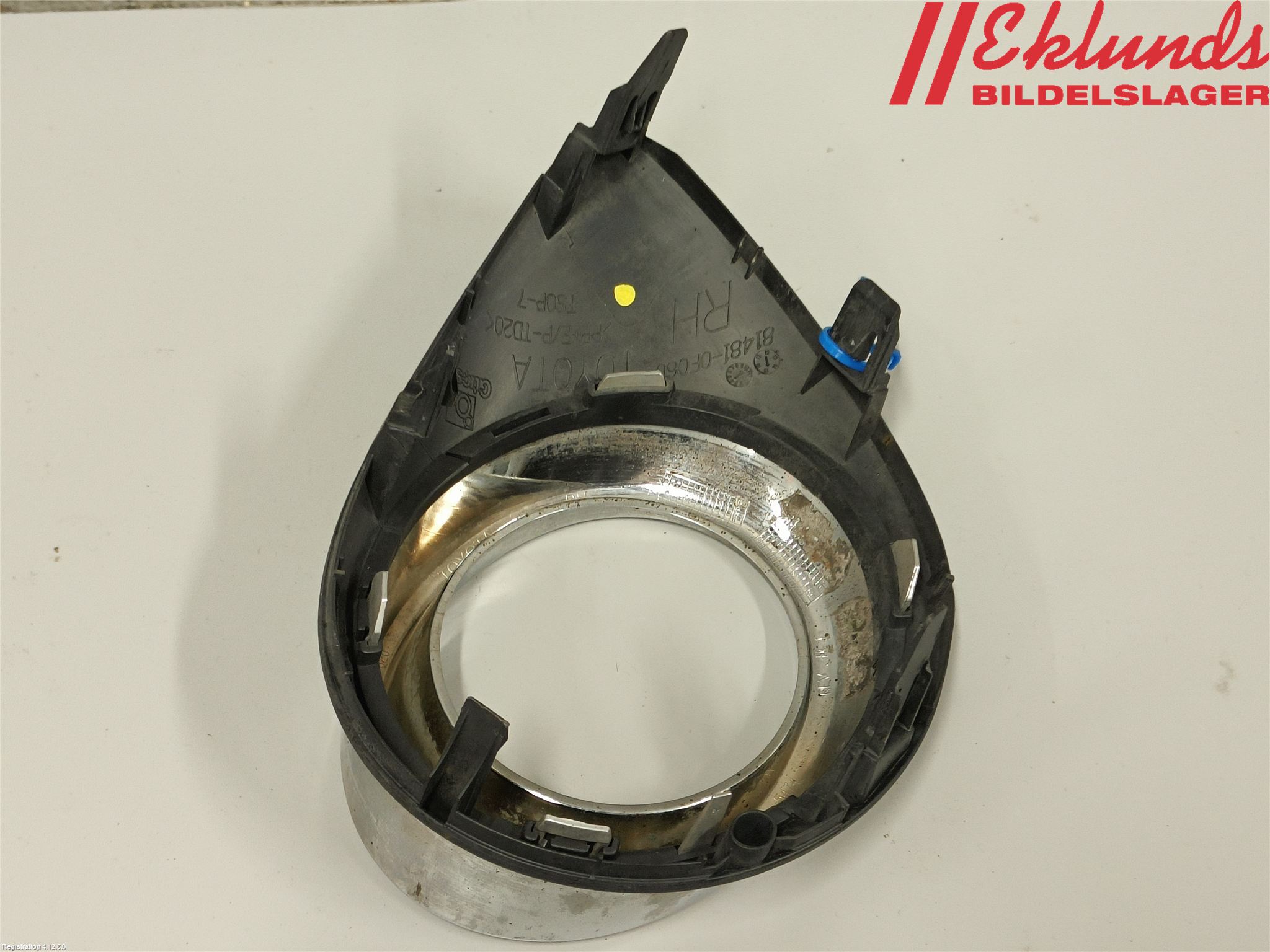 Toyota VERSO 09-18 Dimljussarg Fram